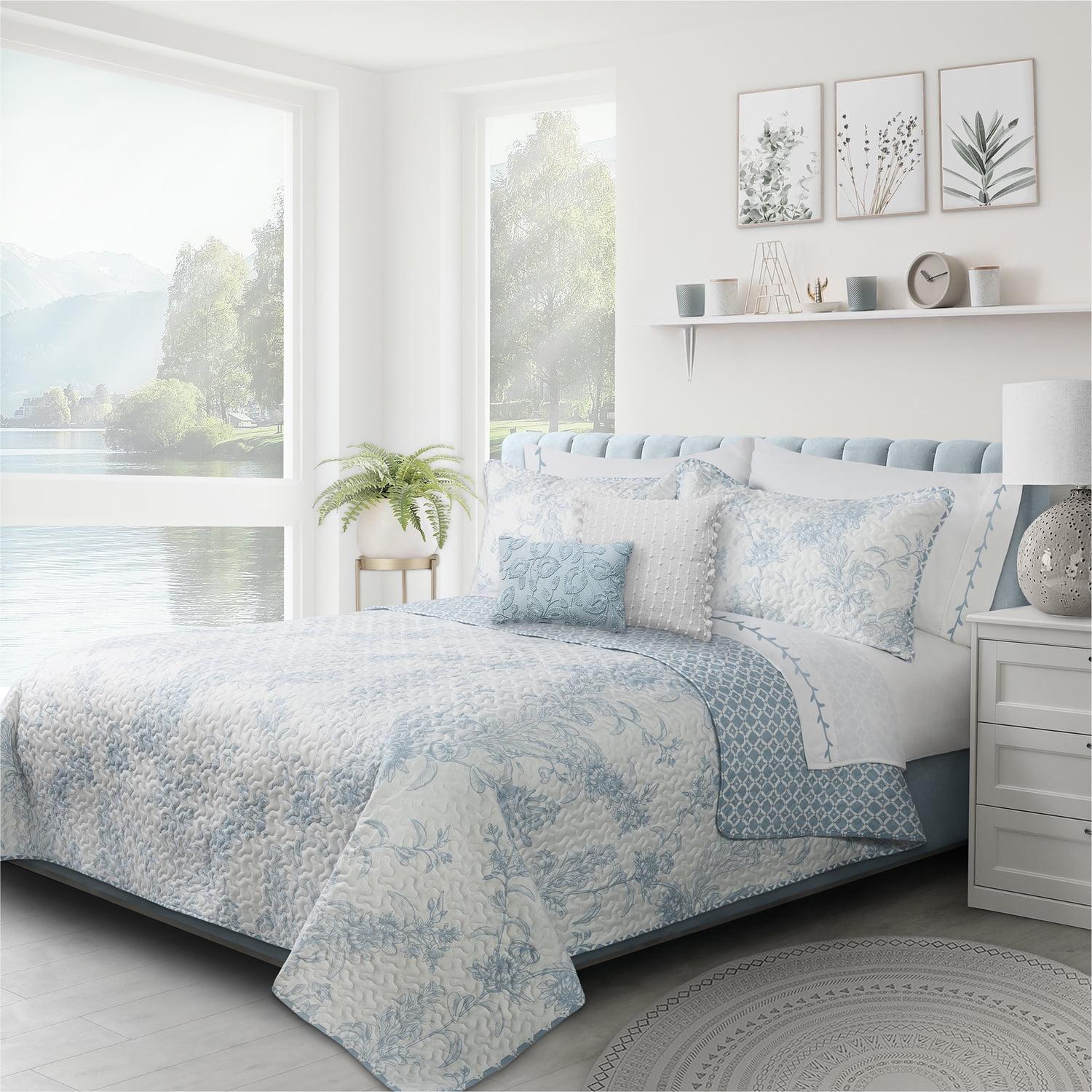 S & Co. Dream Blue Microfiber Quilt, Queen - Hypoallergenic (3 Count)