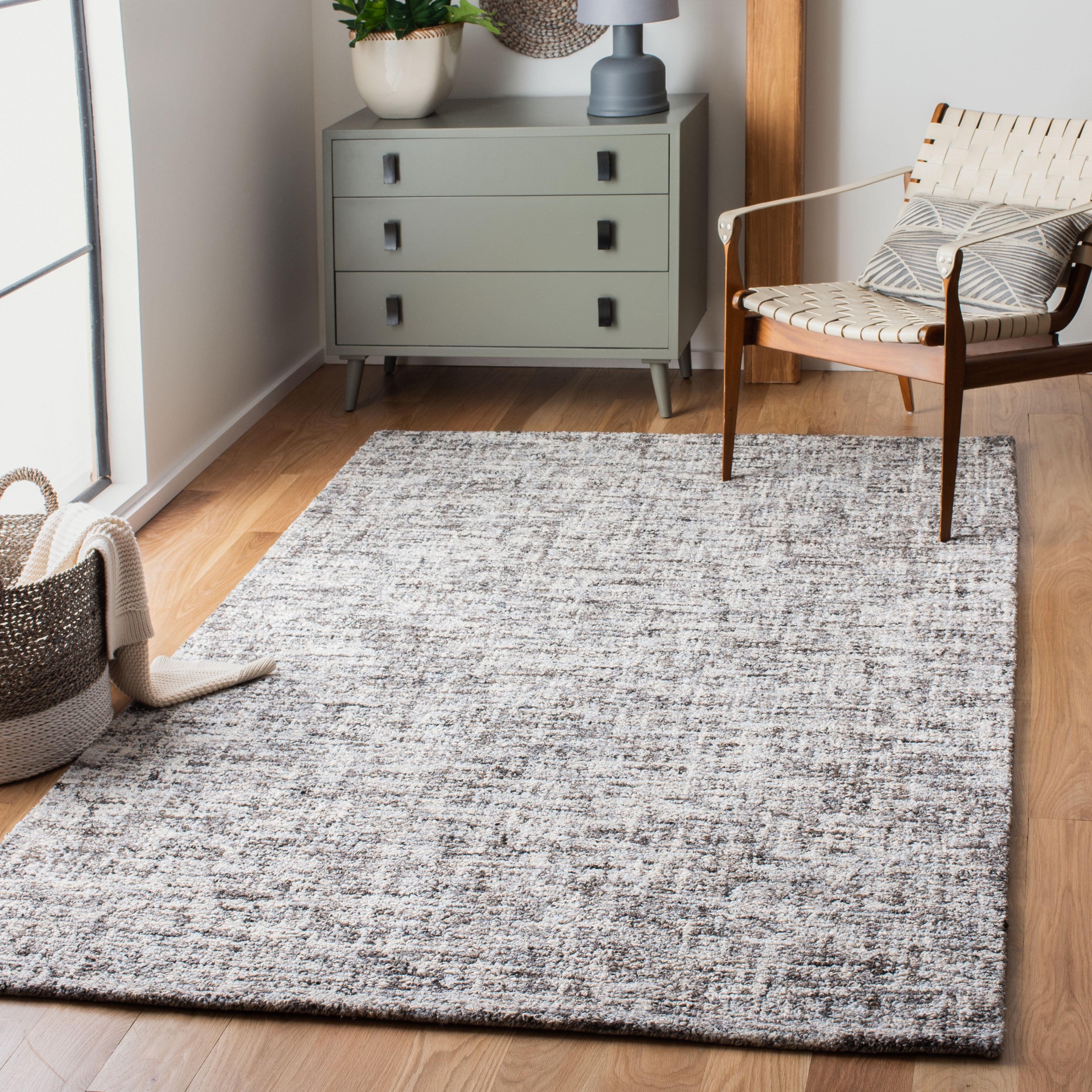 Gray and Beige 4' x 6' Handmade Wool Abstract Area Rug