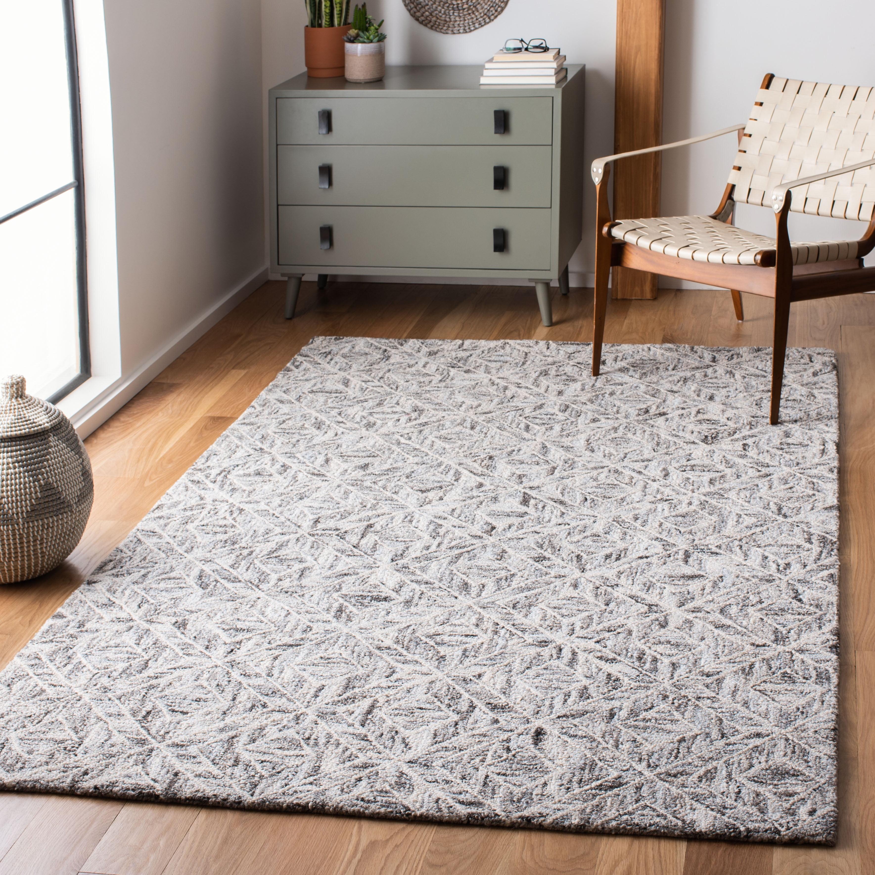 Gray Abstract Handmade Wool and Viscose 4' x 6' Rug