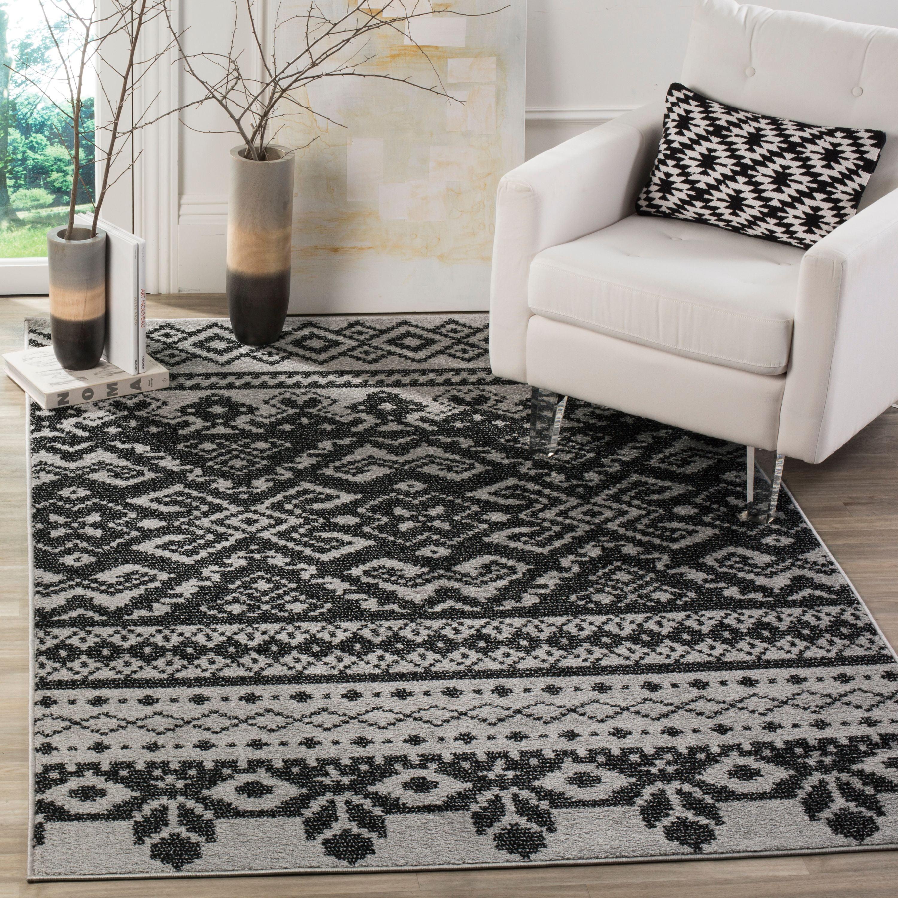 Elegance Silver & Black 4' Square Wool-Synthetic Blend Area Rug