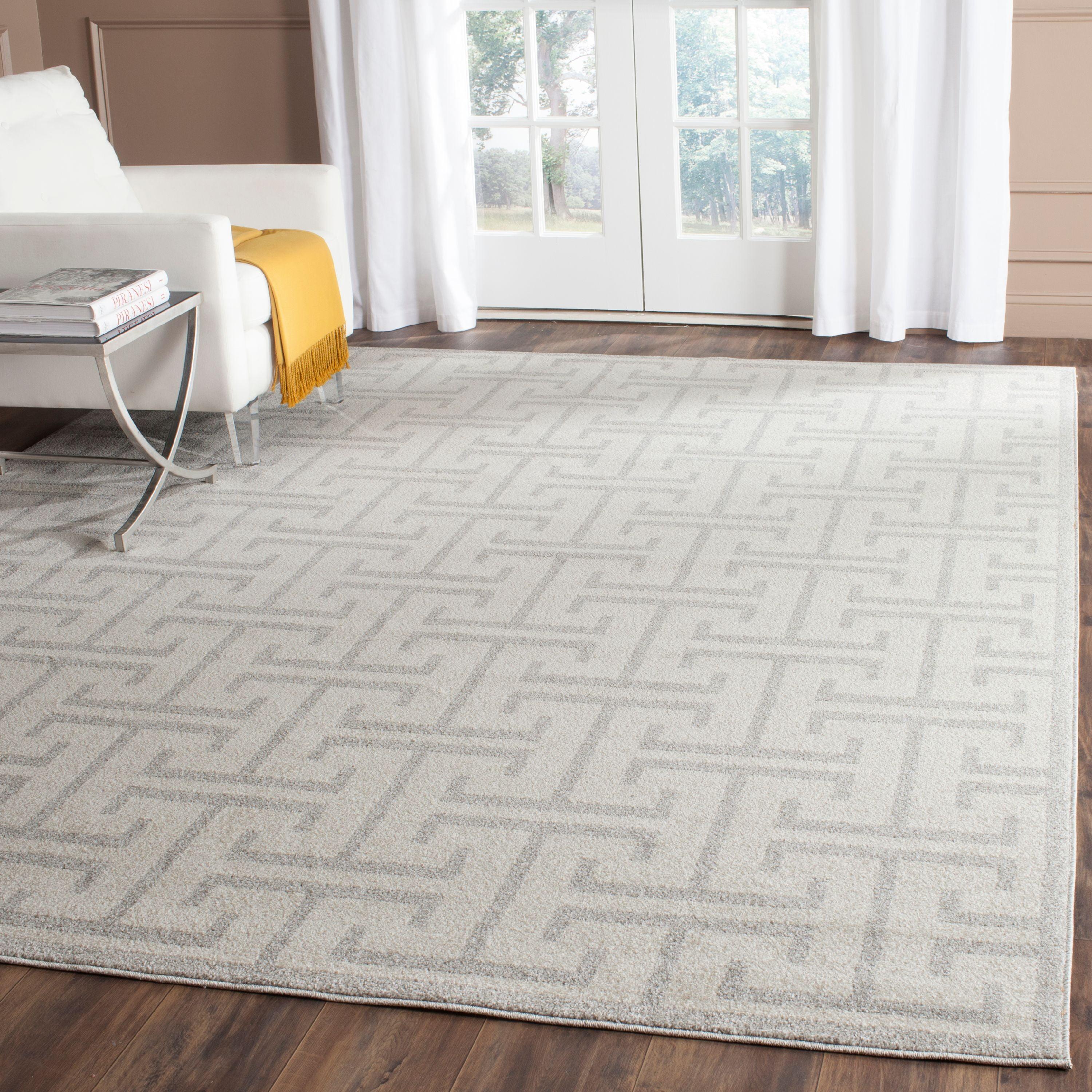 Amherst AMT404 Power Loomed Area Rug - Ivory/Light Grey - 5'3"x8' - Safavieh.