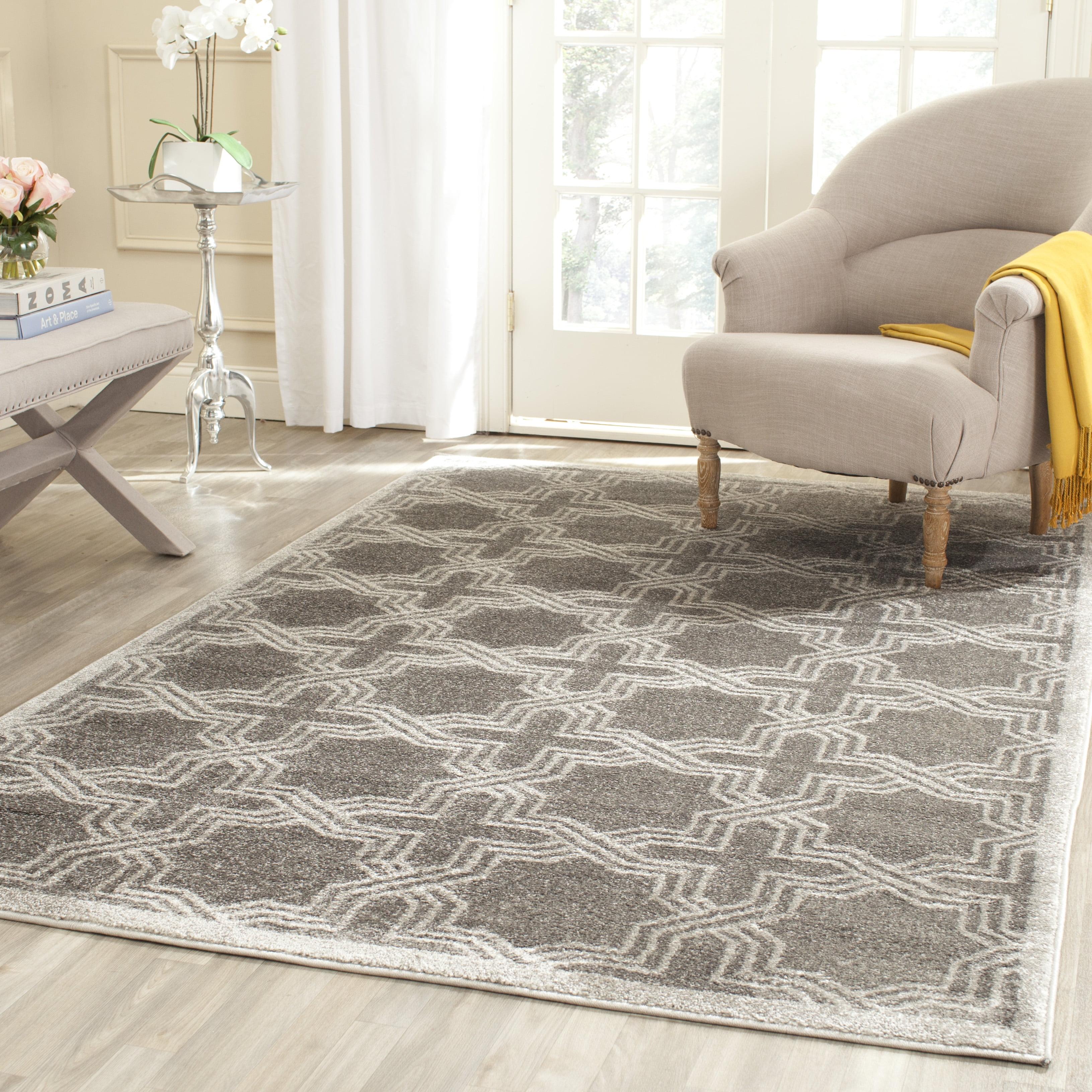 Amherst AMT413 Power Loomed Area Rug  - Safavieh