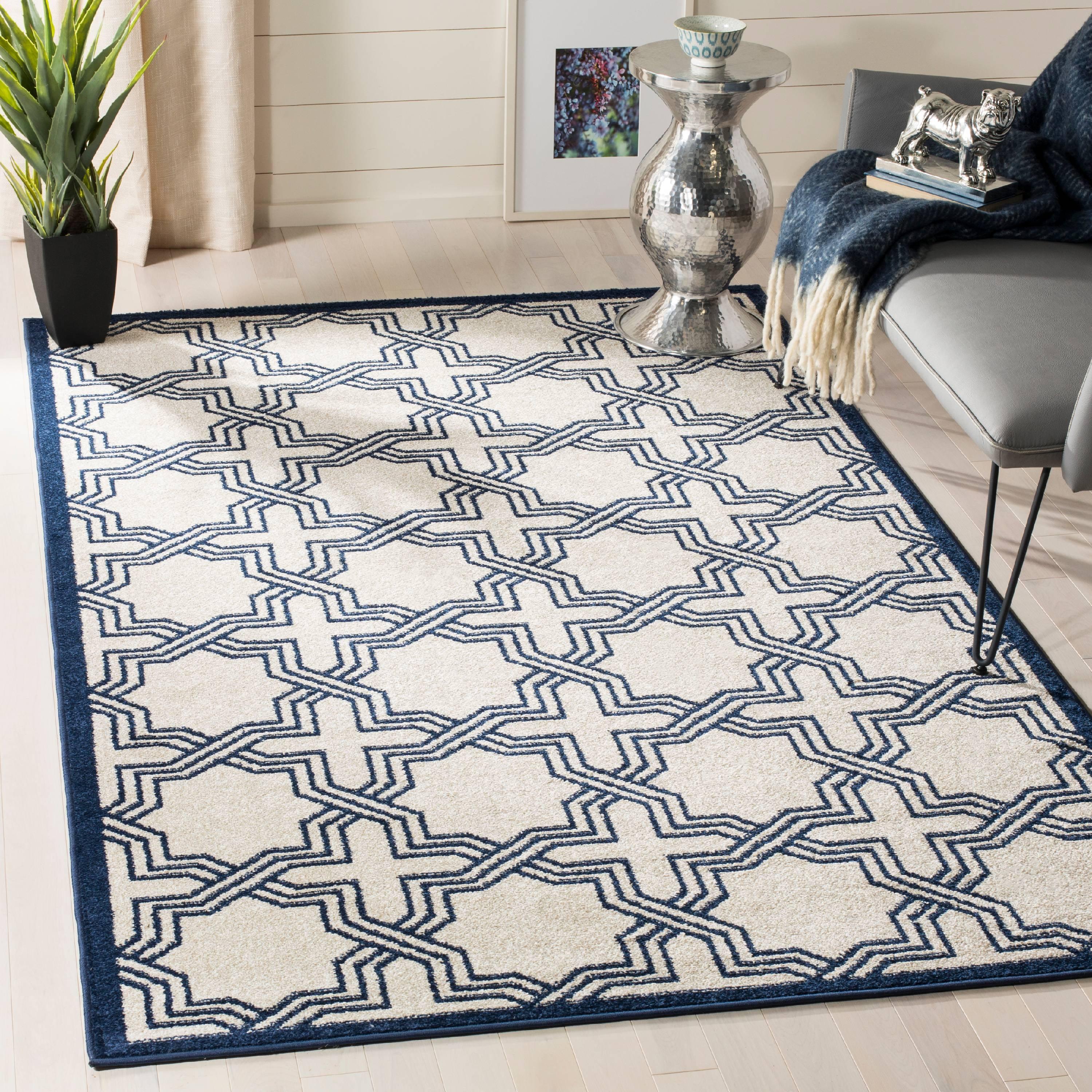 Ivory Navy Geometric 3'x5' Hand-Knotted Cotton Blend Rug