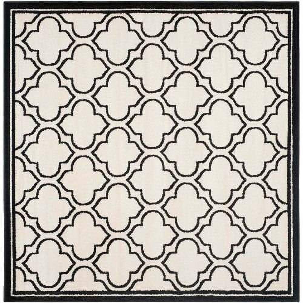 Ivory and Anthracite Geometric Patterned 4' x 6' Area Rug