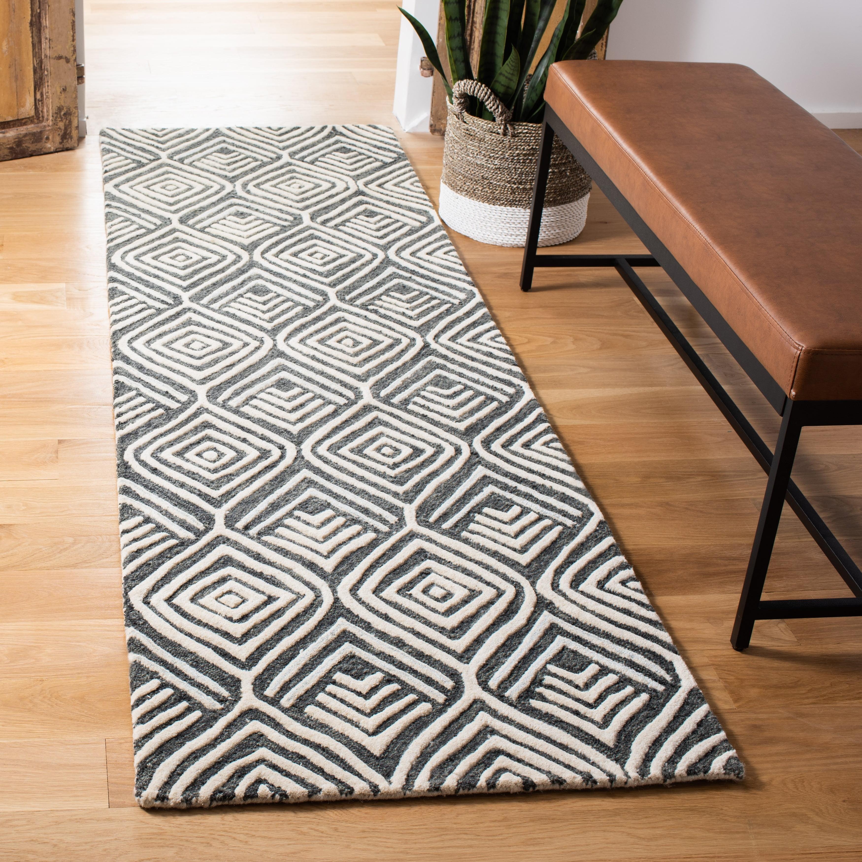 Blossom BLM936 Hand Tufted Runner Rug - Ivory/Grey - 2'3"x8' - Safavieh.