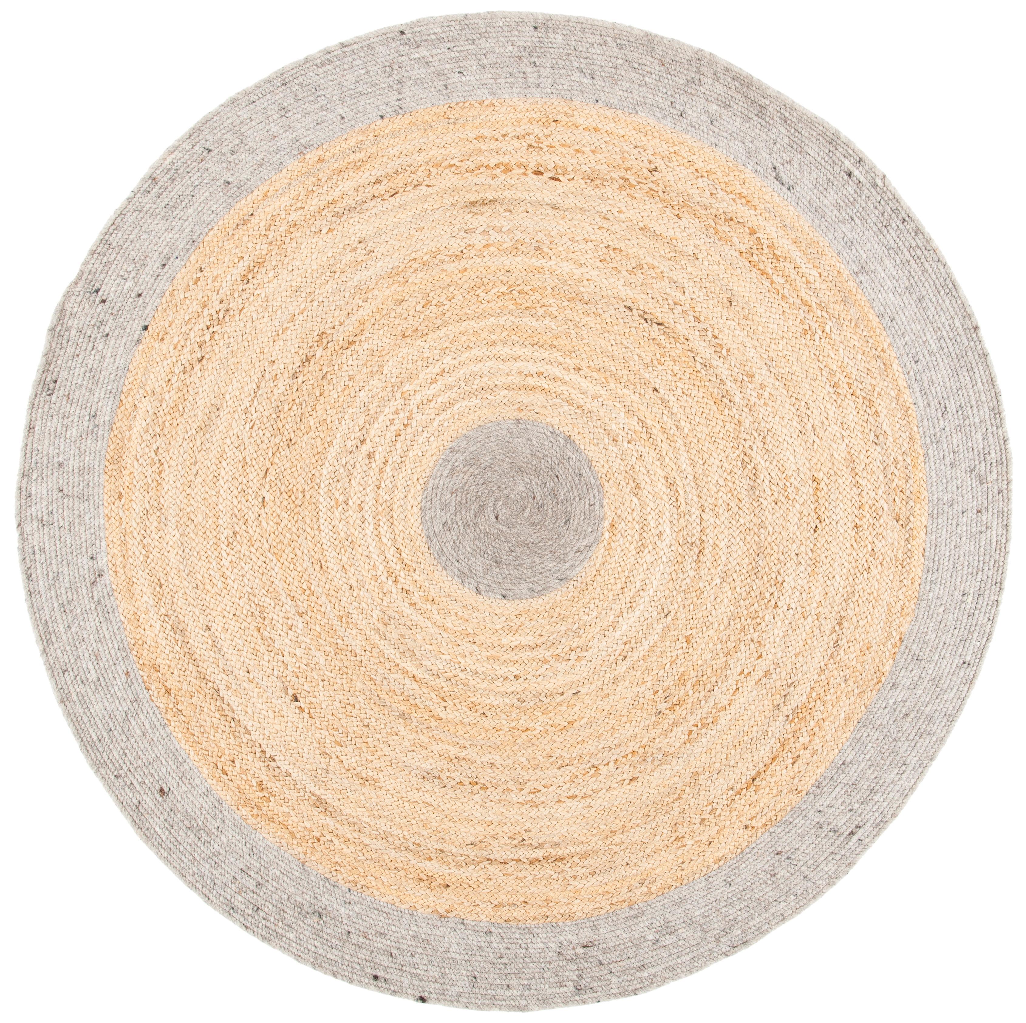 Braided BRD910 Hand Woven Indoor Area Rug - Silver/Natural - 5' Round - Safavieh