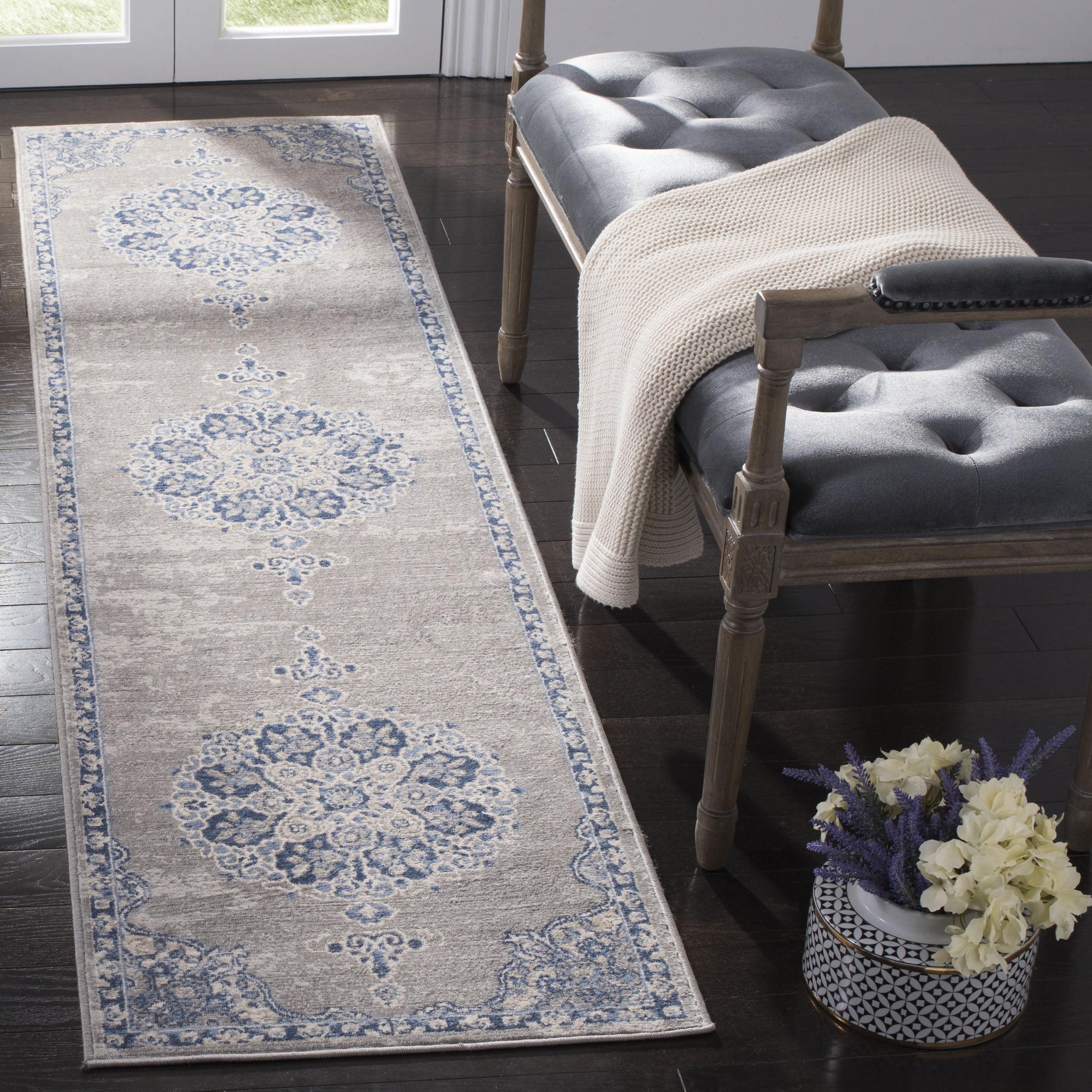 SAFAVIEH Brentwood Harland Floral Bordered Runner Rug, 2' x 6', Light Grey/Blue