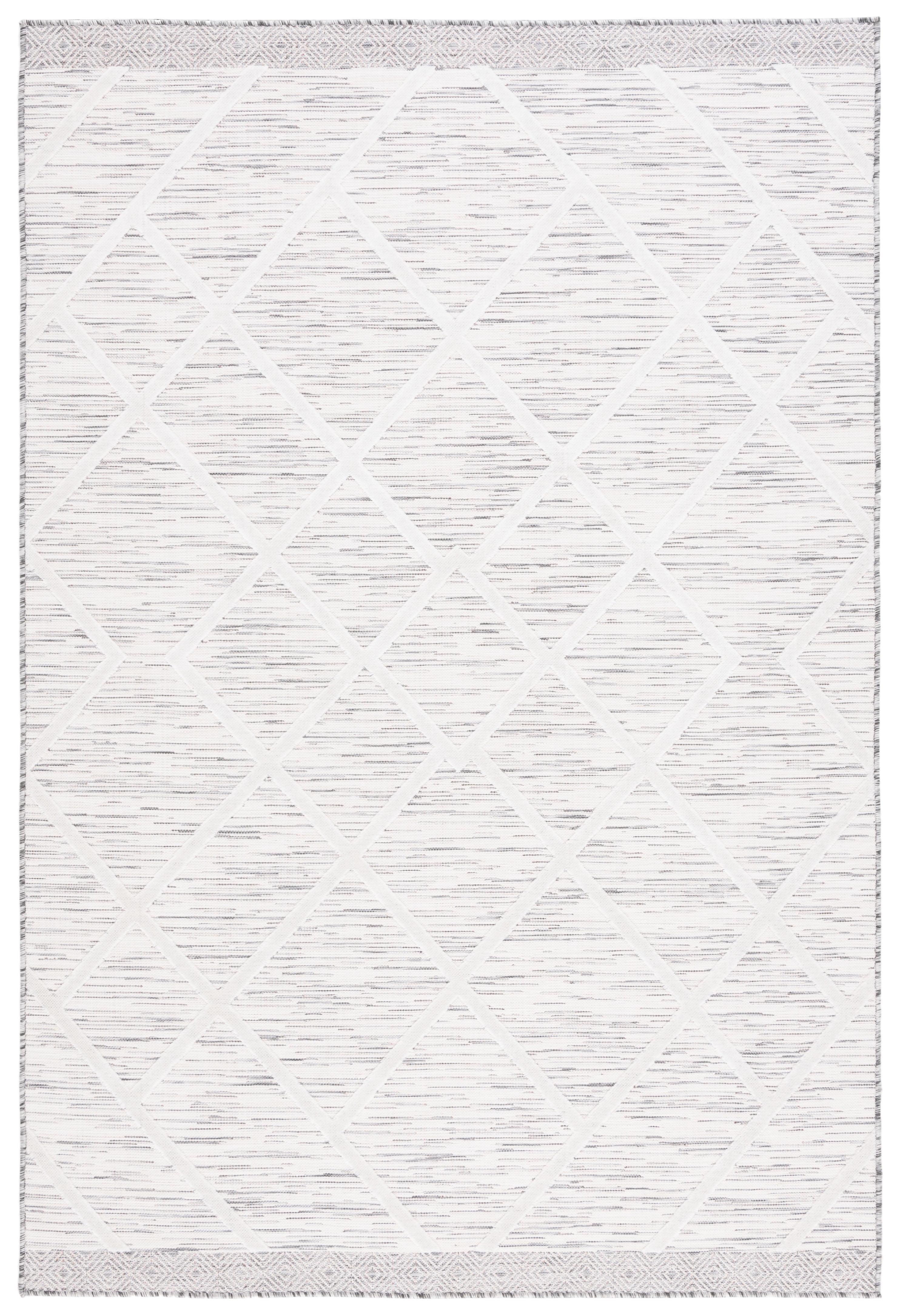 Ivory Diamond Patterned Synthetic Indoor/Outdoor Rug 5'1" x 7'6"