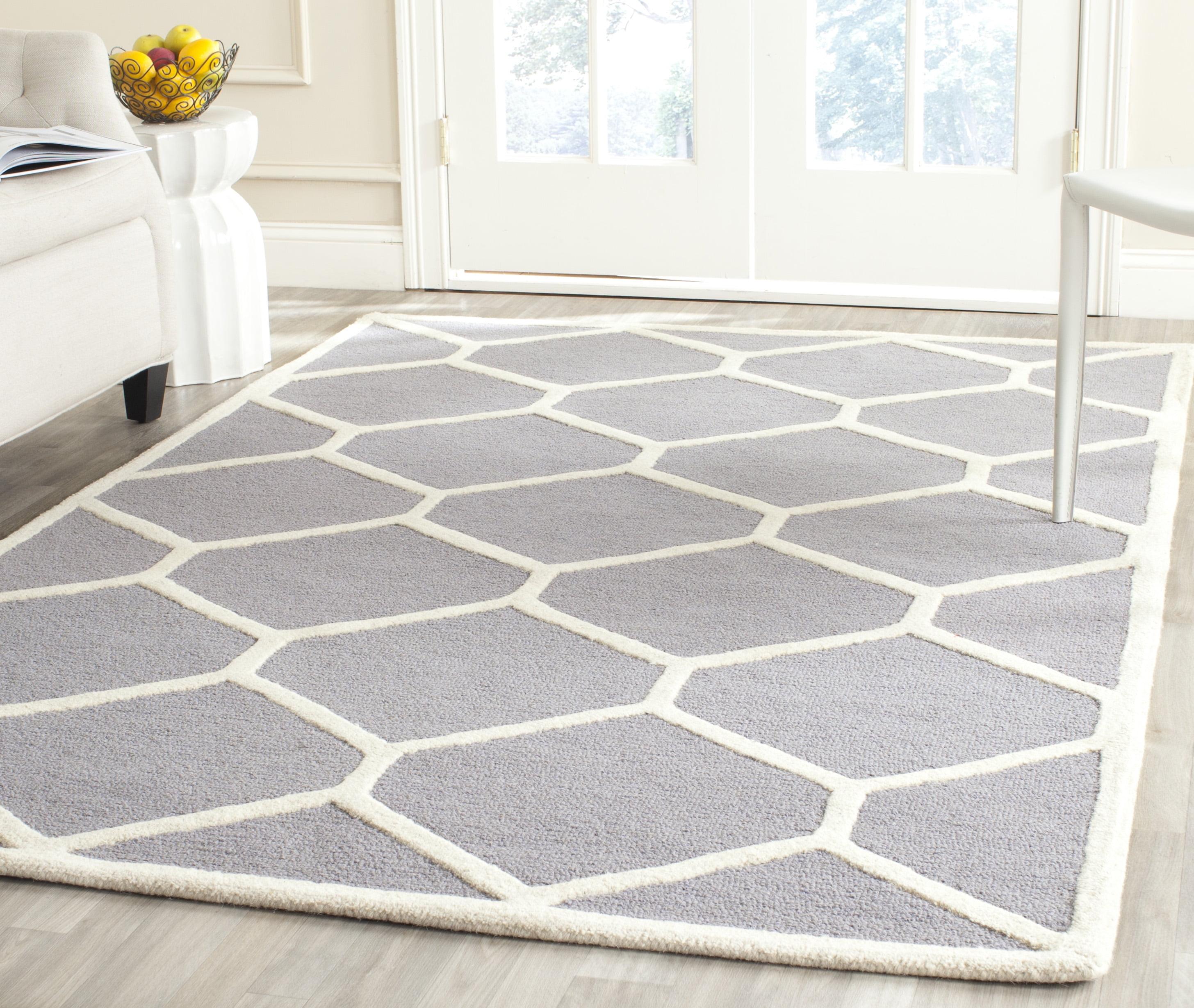 Hand-Tufted Cambridge Round Wool Rug in Silver/Ivory, 3' x 5'