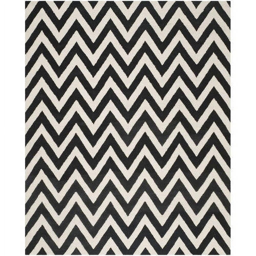 SAFAVIEH Cambridge Kaitlyn Zig Zag Stripes Wool Area Rug, Black/Ivory, 8' x 10'