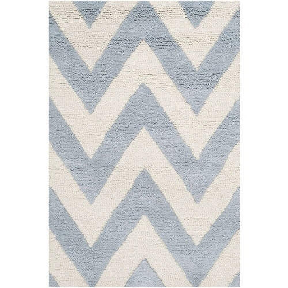Cambridge CAM139 Tufted Indoor Accent Rug - Light Blue/Ivory - 3'x5' - Safavieh