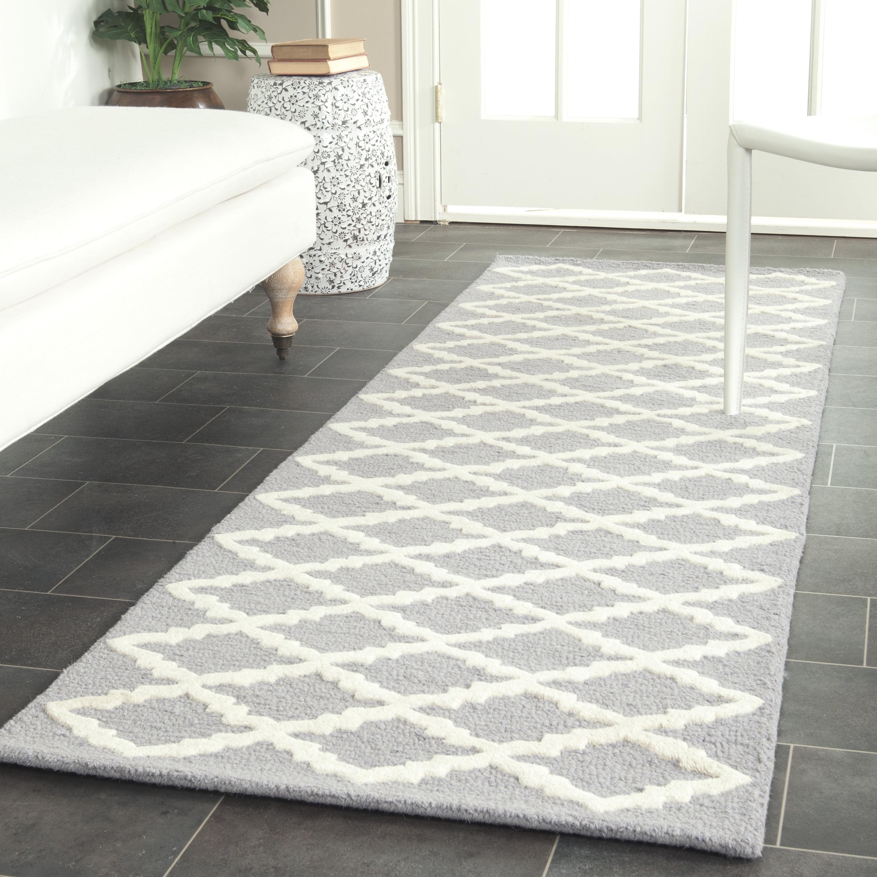 Cambridge CAM137 Hand Tufted Area Rug  - Safavieh