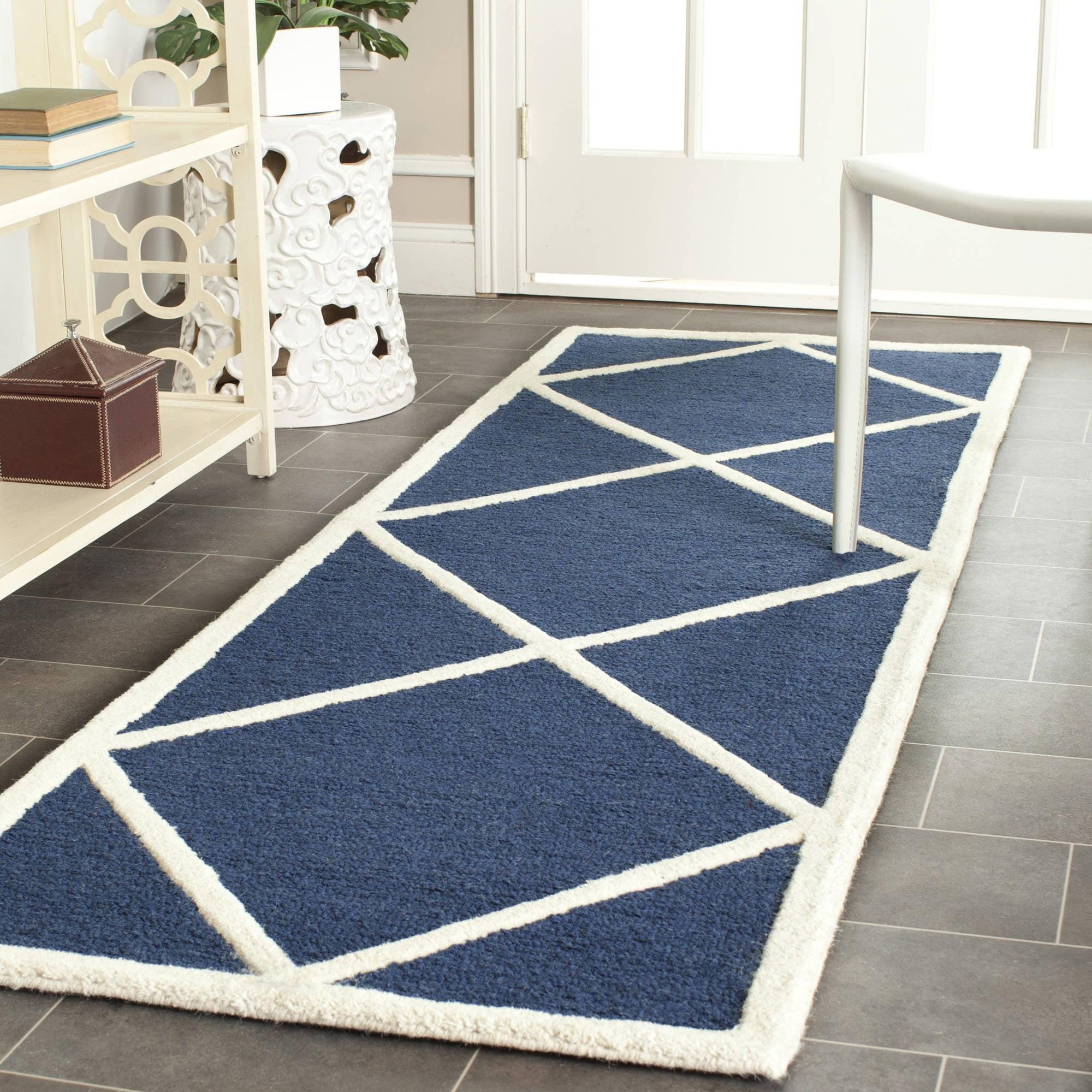 Navy and Ivory Hand-Tufted Wool Runner Rug, 2'6" x 6'