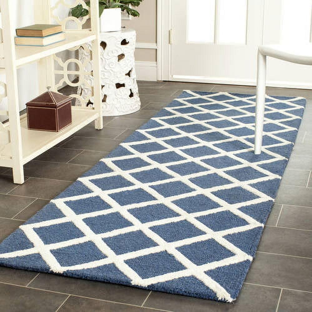 Navy and Ivory Hand-Tufted Wool Runner Rug 2'6" x 6'