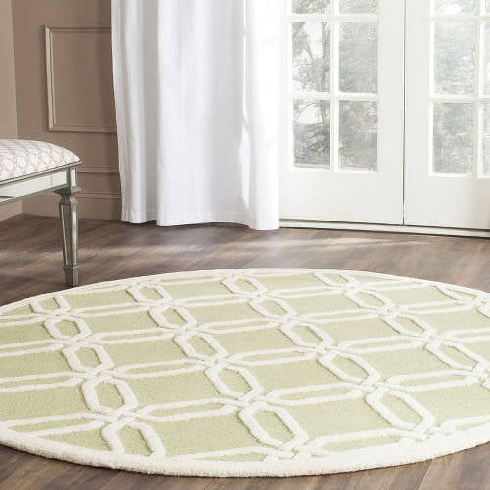 Lime and Ivory 8' x 10' Handmade Wool Tufted Rug