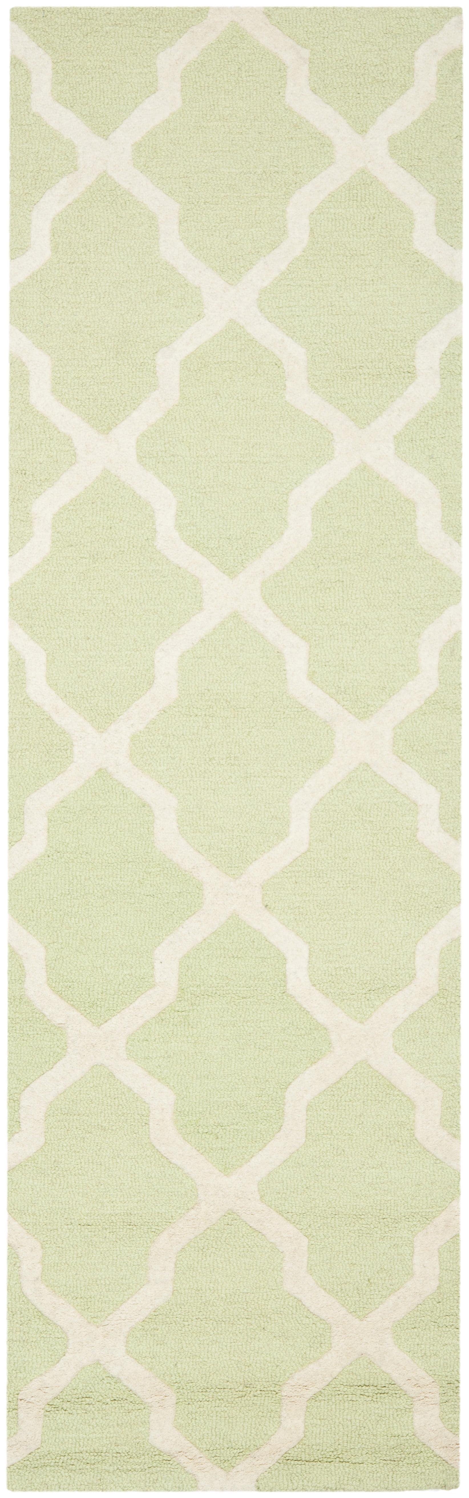 SAFAVIEH Cambridge Liam Geometric Wool Runner Rug, Light Green/Ivory, 2'6" x 10'