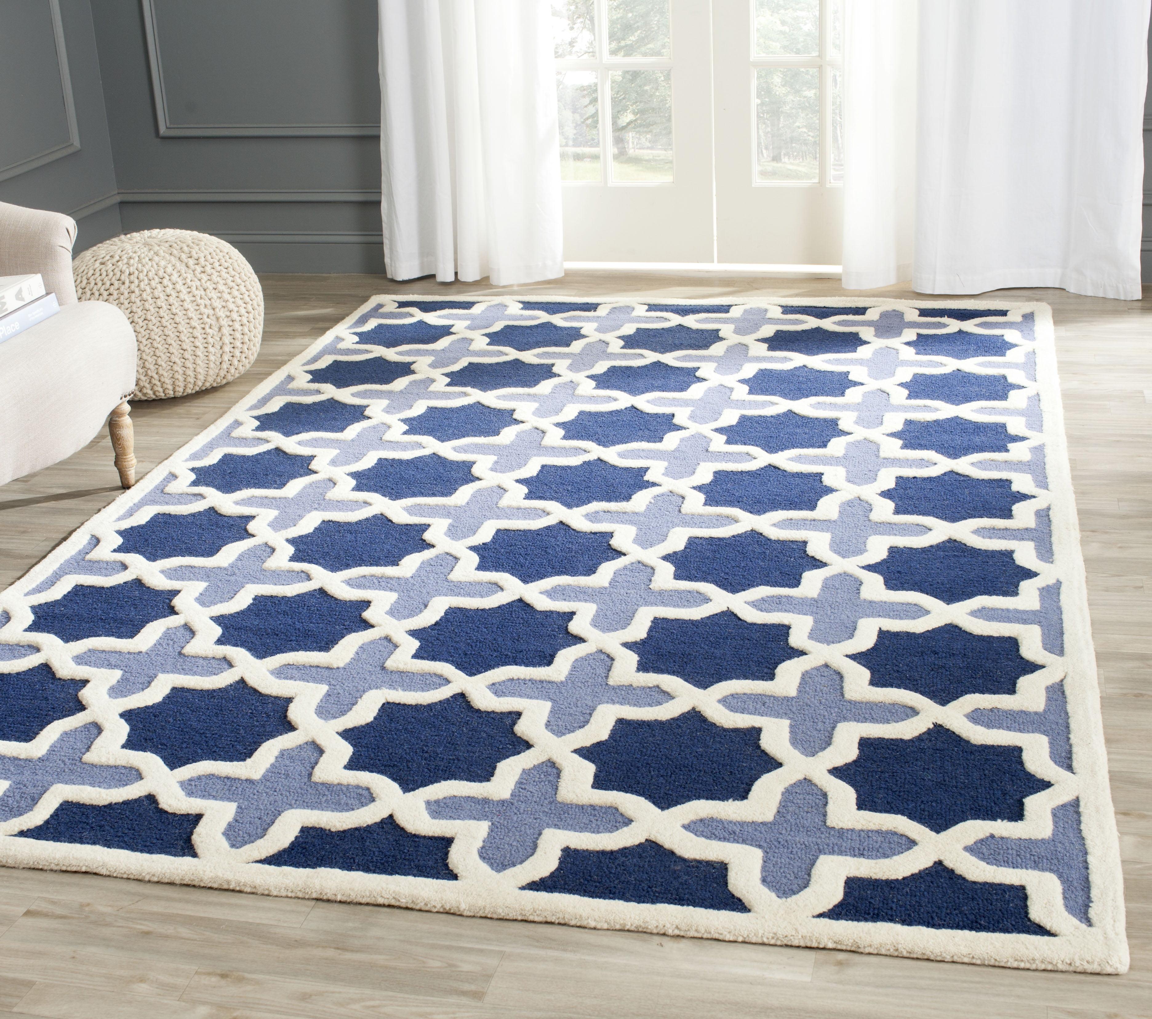 SAFAVIEH Cambridge Lincoln Geometric Wool Area Rug, Blue/Ivory, 10' x 10' Square