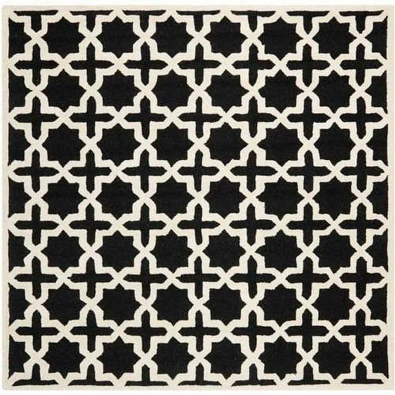 Cambridge CAM125 Tufted Indoor Area Rug - Black/Ivory - 4'x6' - Safavieh