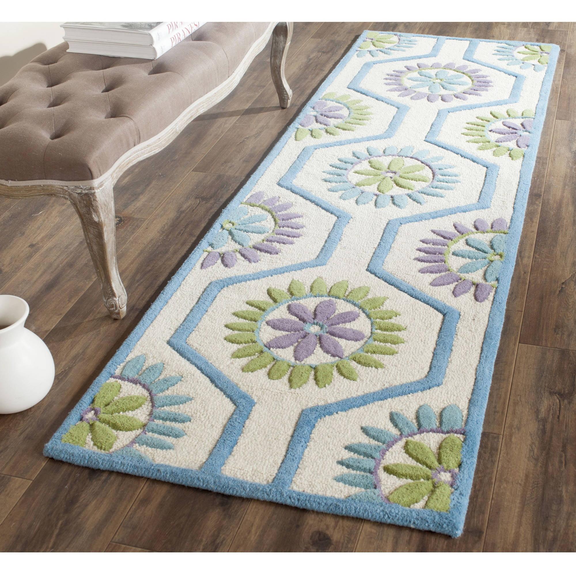 Cambridge CAM716 Hand Tufted Area Rug  - Safavieh