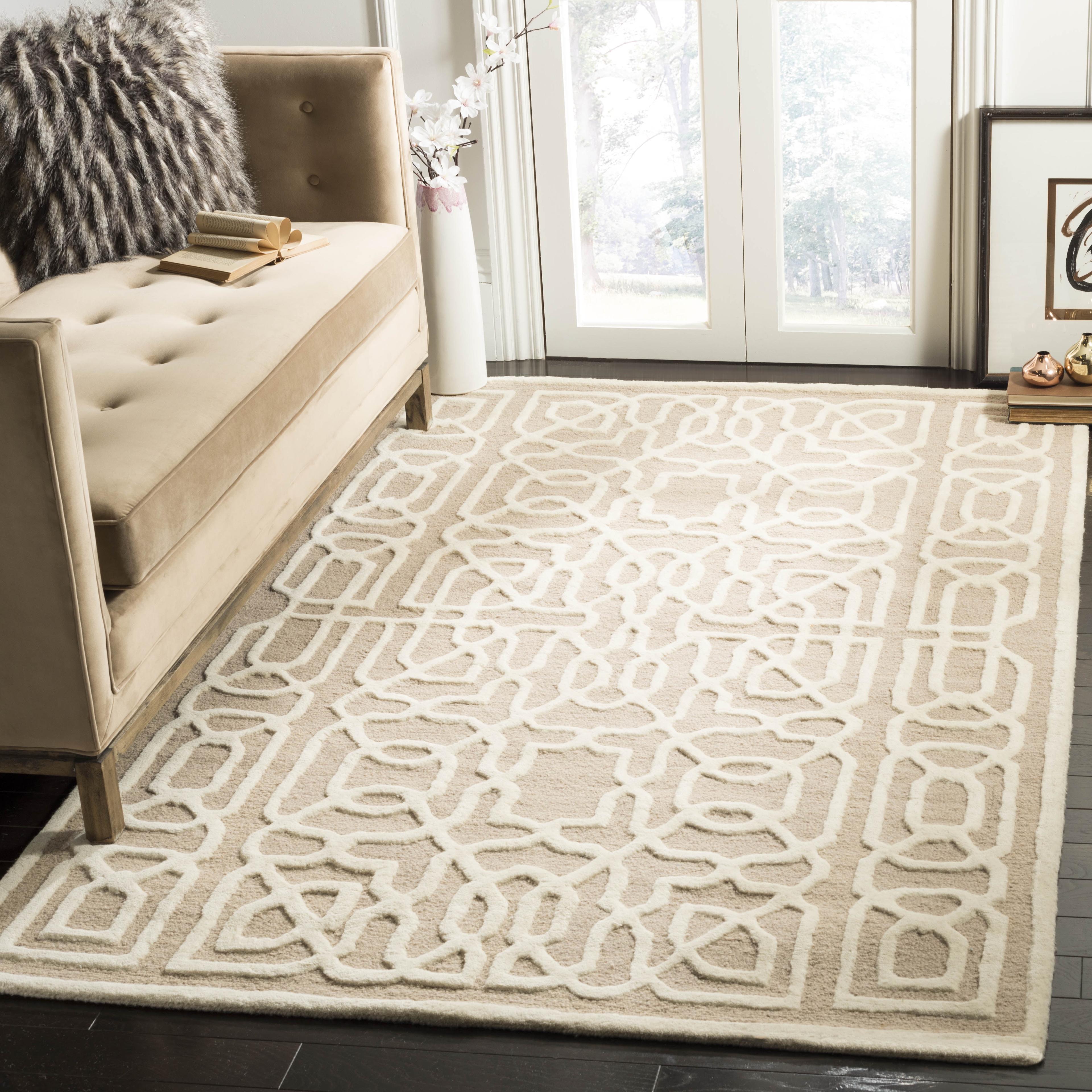 Cambridge CAM570 Hand Tufted Area Rug  - Safavieh