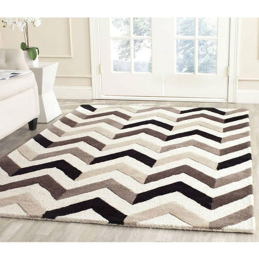 Cambridge CAM580 Hand Tufted Area Rug  - Safavieh