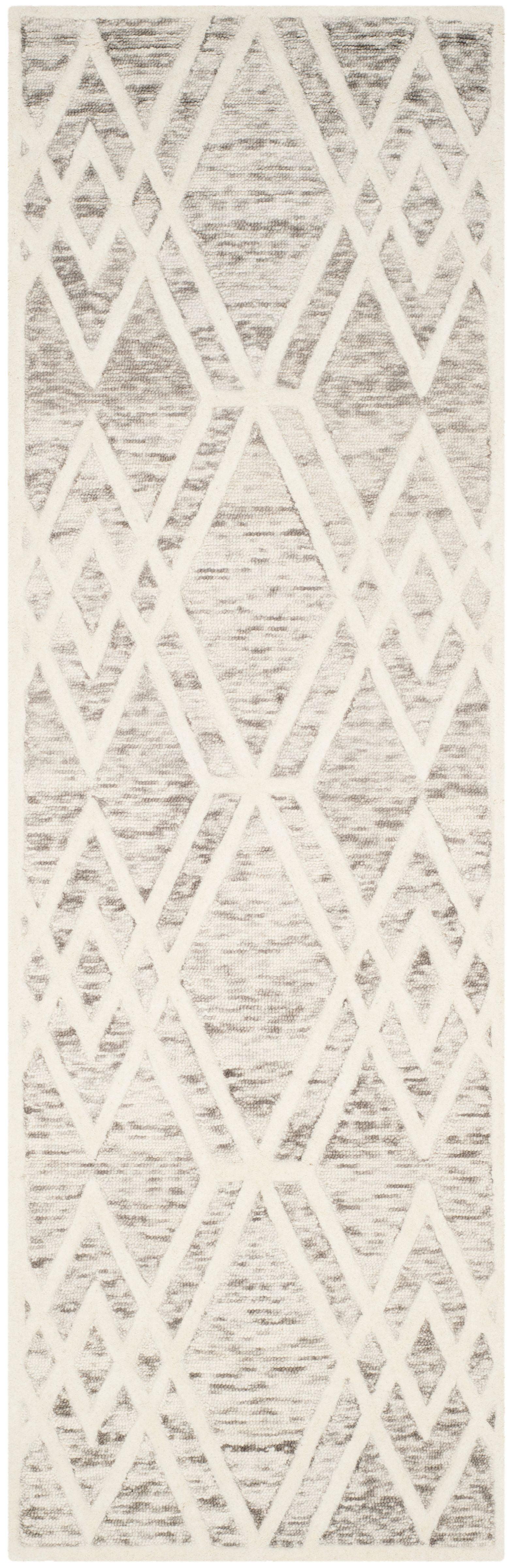 Cambridge CAM729 Hand Tufted Area Rug  - Safavieh