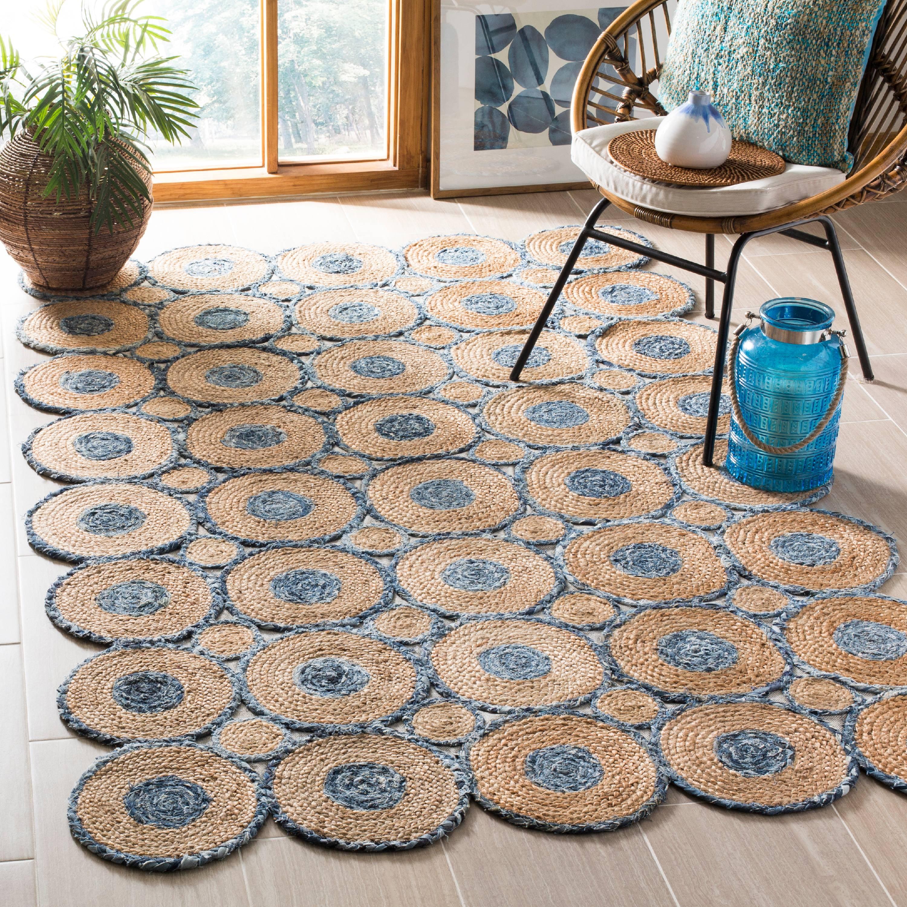 Blue and Natural Geometric Circles 4' x 6' Wool Rug