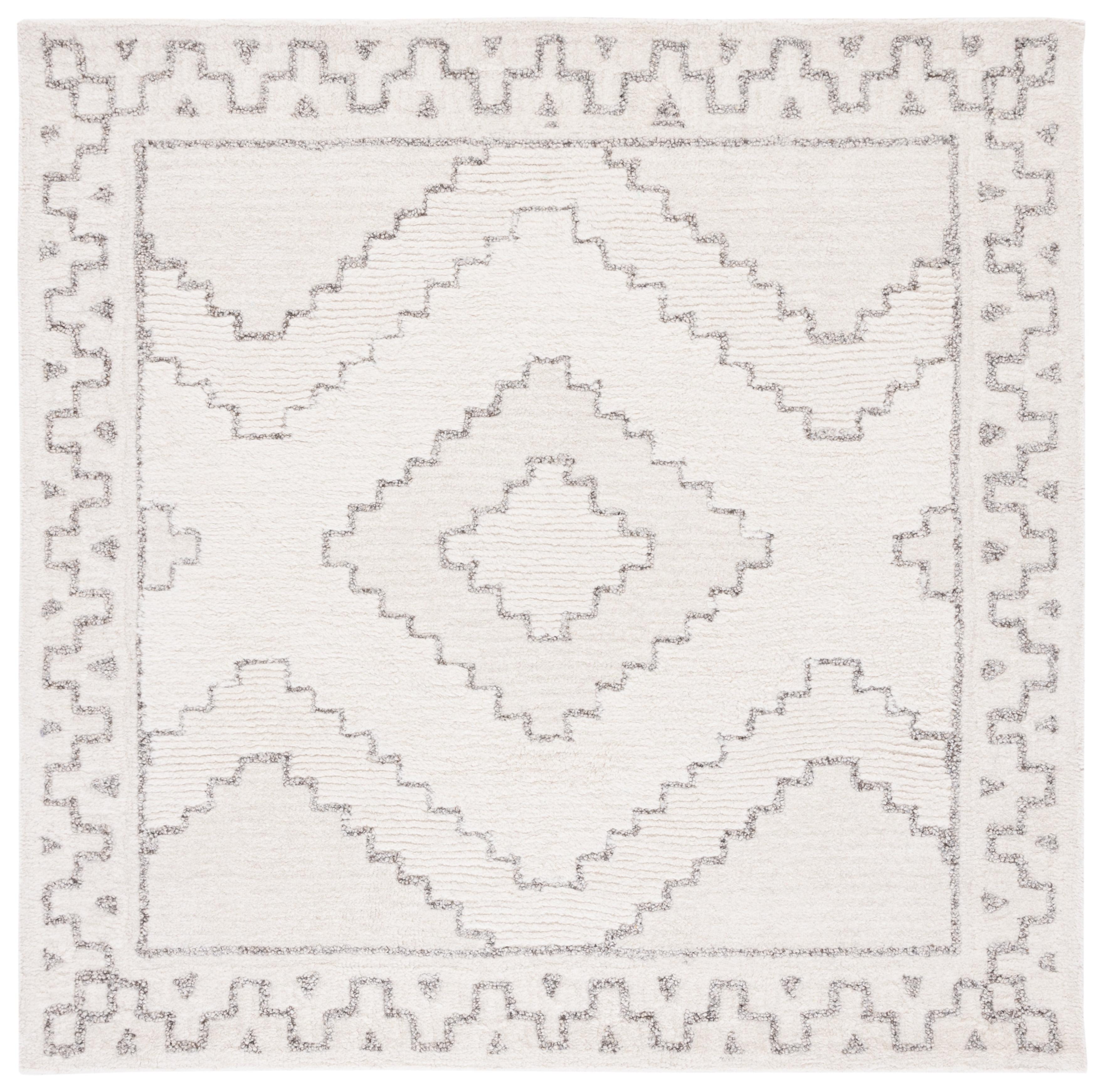 Casablanca CSB847 Hand Tufted Area Rug  - Safavieh