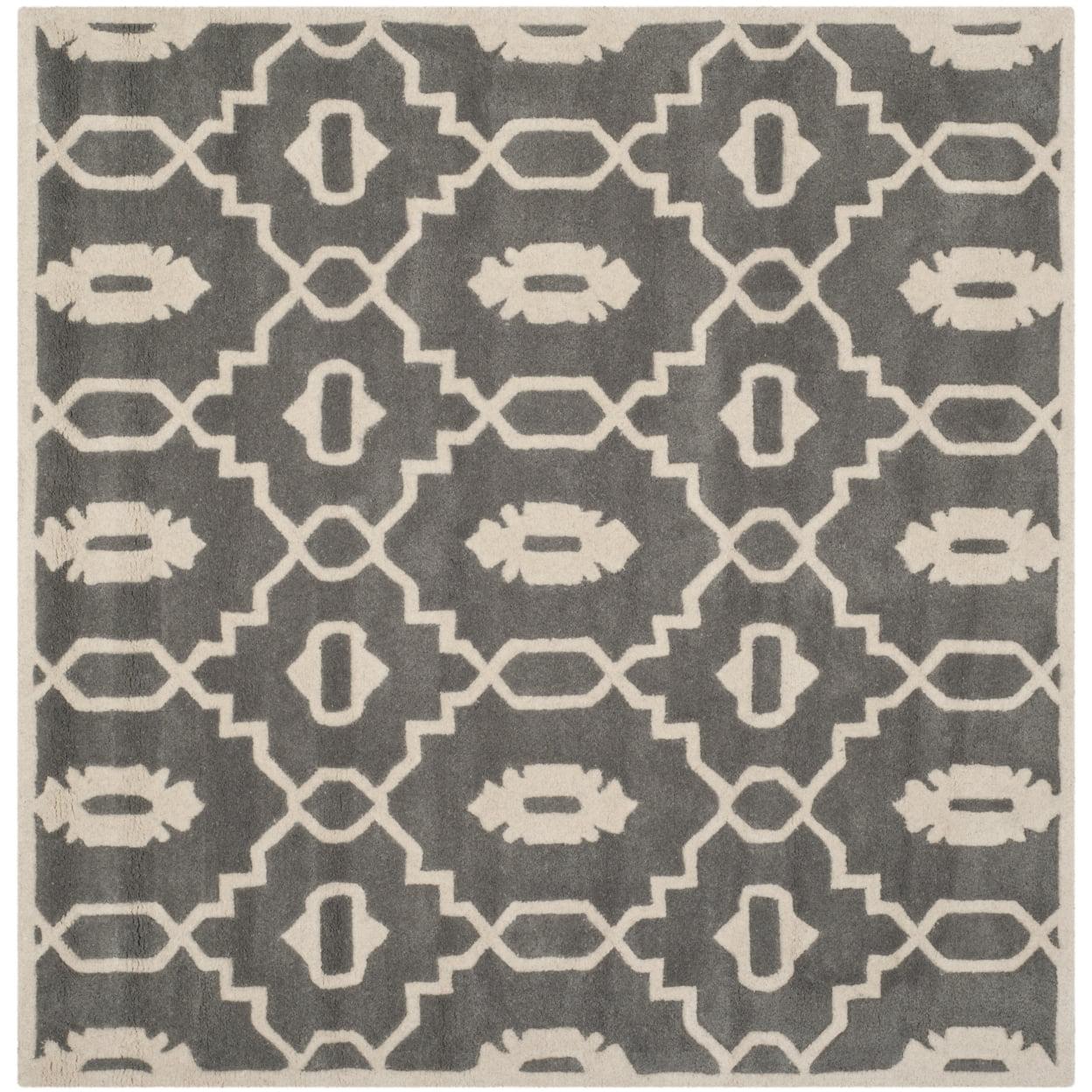 SAFAVIEH Chatham CHT745D Handmade Dark Grey / Ivory Rug