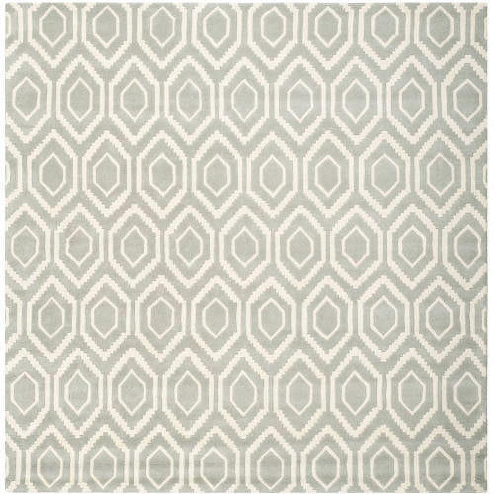 SAFAVIEH Chatham Graham Geometric Wool Area Rug, Grey/Ivory, 7' x 7' Square