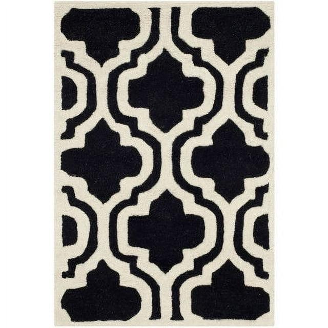 SAFAVIEH Chatham Henry Geometric Quatrefoil Wool Area Rug, Black/Ivory, 5' x 5' Round