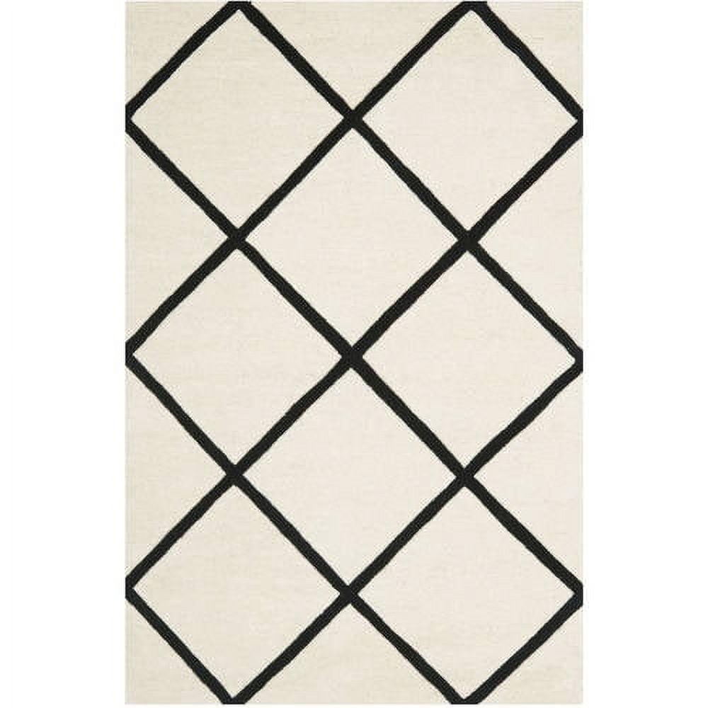 Ivory and Black Hand-Tufted Wool Area Rug 6' x 9'