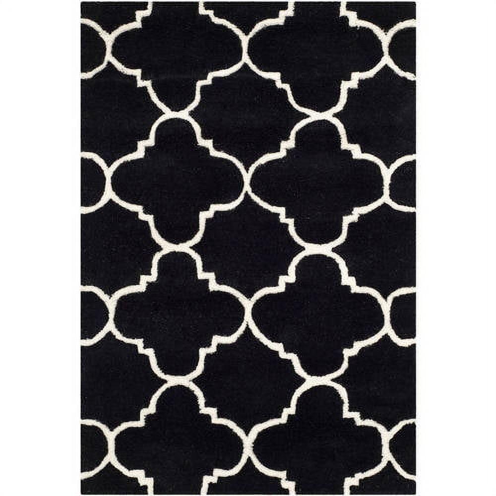 SAFAVIEH Chatham Jacob Geometric Quatrefoil Wool Area Rug, Black/Ivory, 2' x 3'