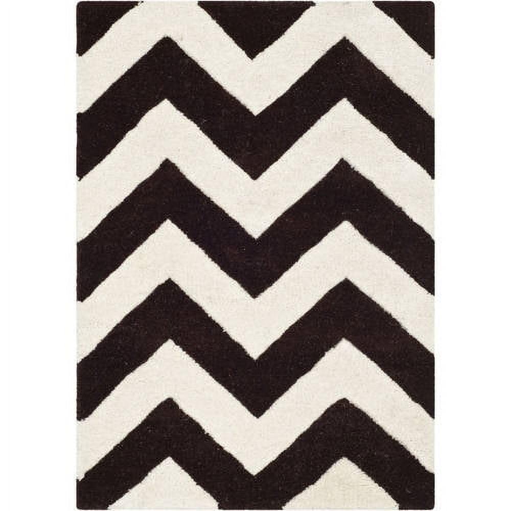 Hand-Tufted Dark Grey and Ivory Wool Zigzag Area Rug, 5' x 8'