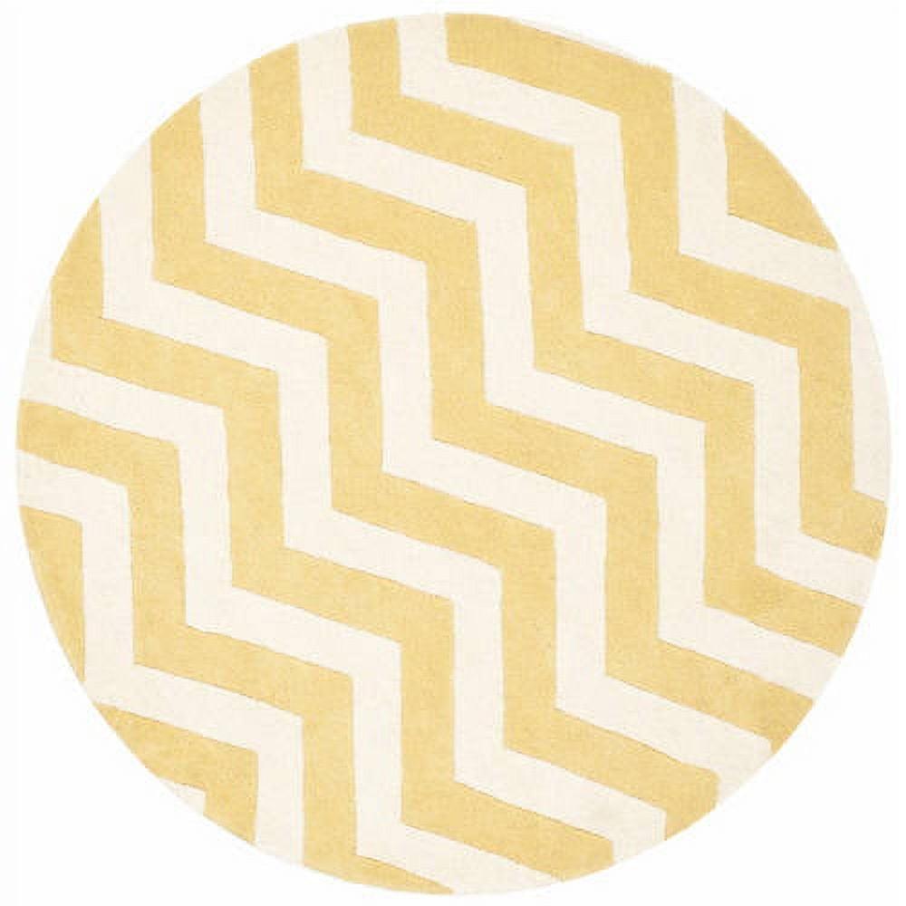 SAFAVIEH Chatham Jake Zigzag Stripes Wool Area Rug, Light Gold/Ivory, 2' x 3'