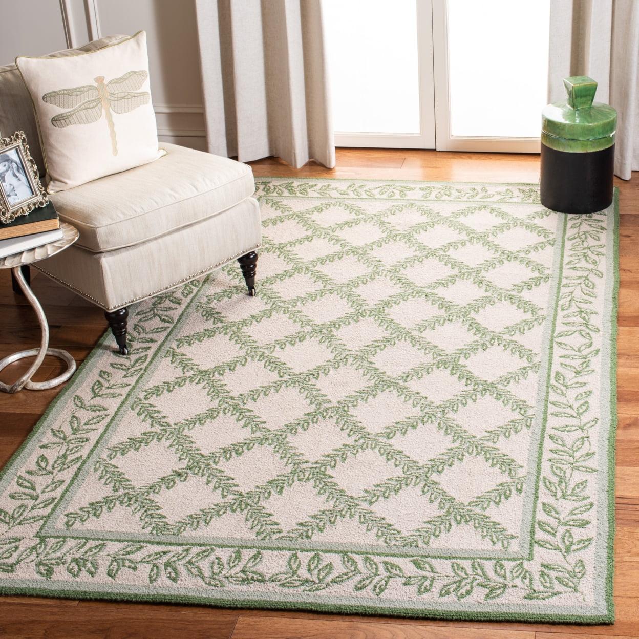 Ivory and Green Floral Wool Hand-Hooked Area Rug 4' x 6'