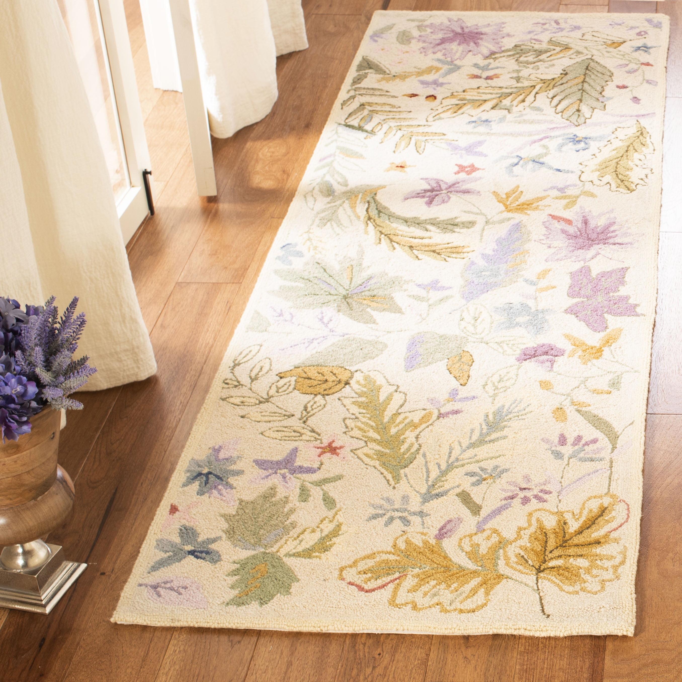 Ivory Floral Wool Hand-Hooked Runner Rug 2'6" x 8'