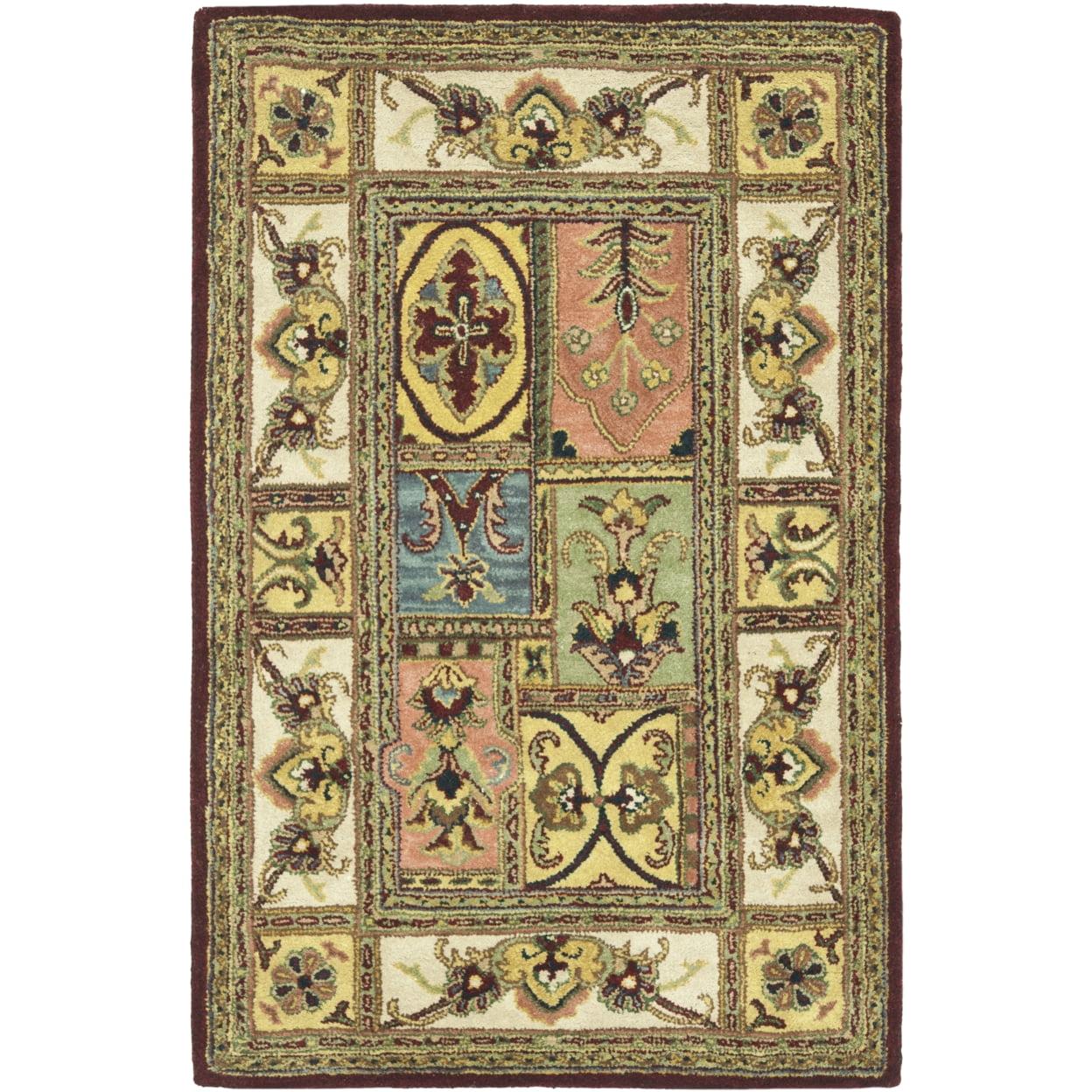 SAFAVIEH Classic Clotilda Floral Geometric Wool Area Rug, Multi, 4' x 6'