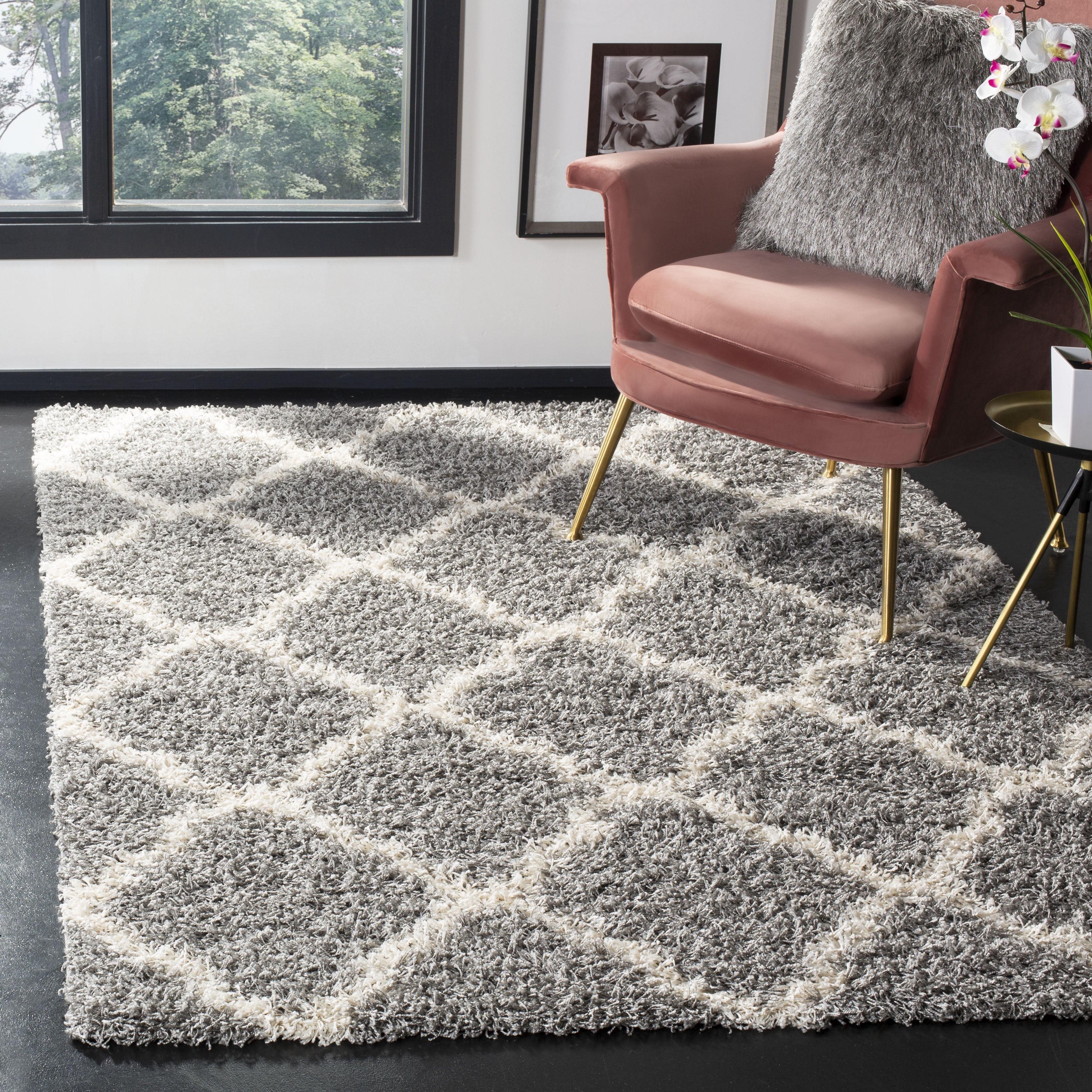 Dallas Shag SGD257 Power Loomed Indoor Area Rug - Grey/Ivory - 5'1"x7'6" - Safavieh.