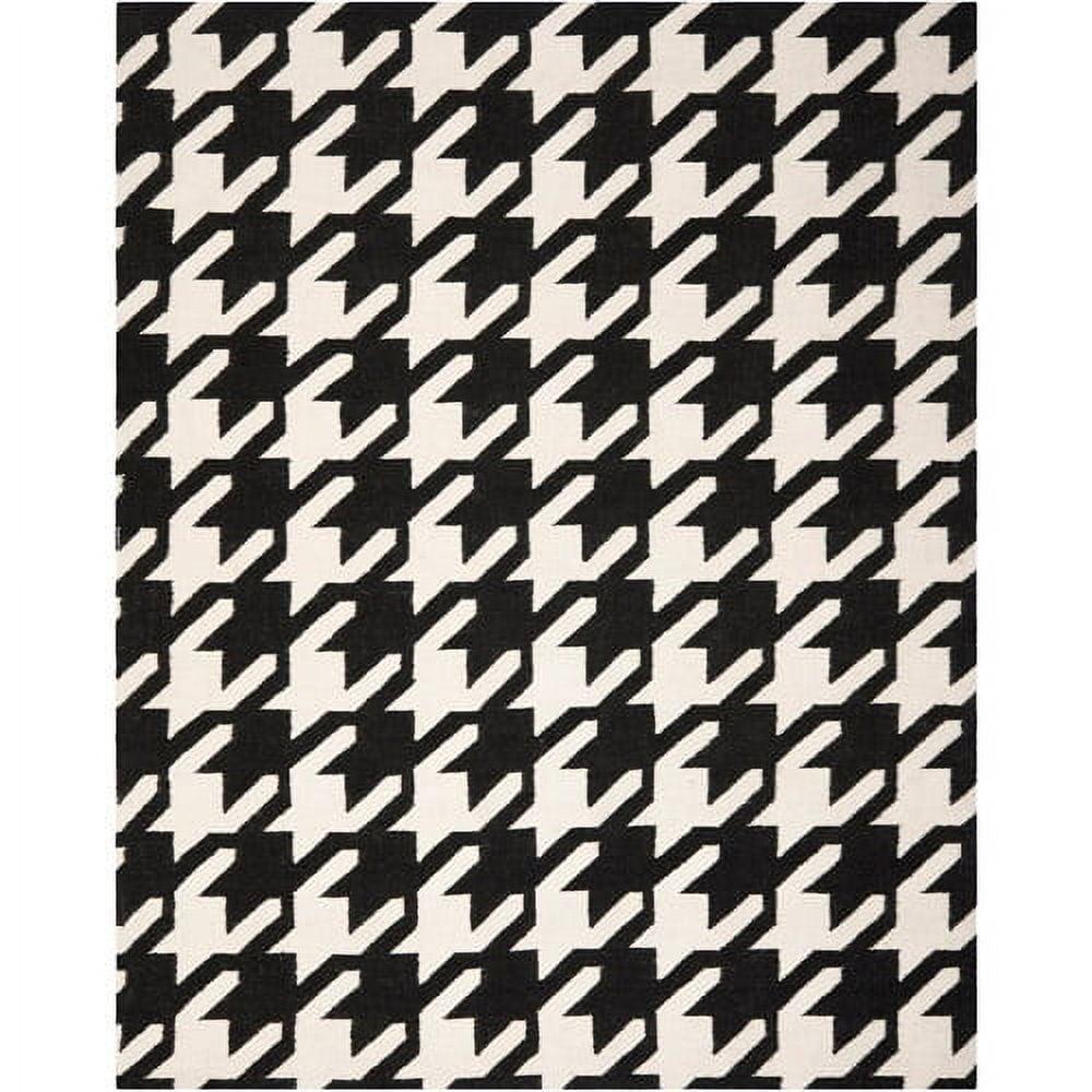 SAFAVIEH Dhurrie Cherlyn Geometric Tessellation Wool Area Rug, Black/Ivory, 4' x 6'