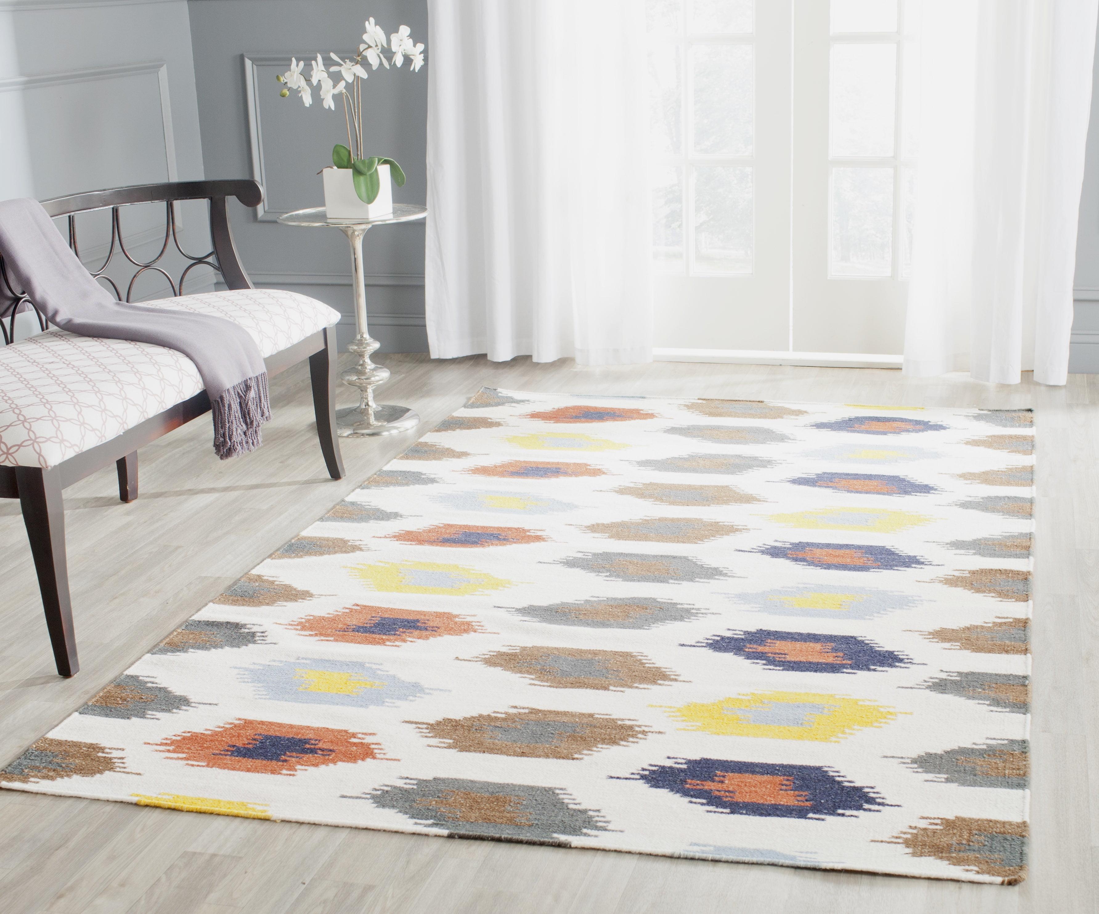 Ivory Geometric Wool 6' x 9' Handwoven Flatweave Rug