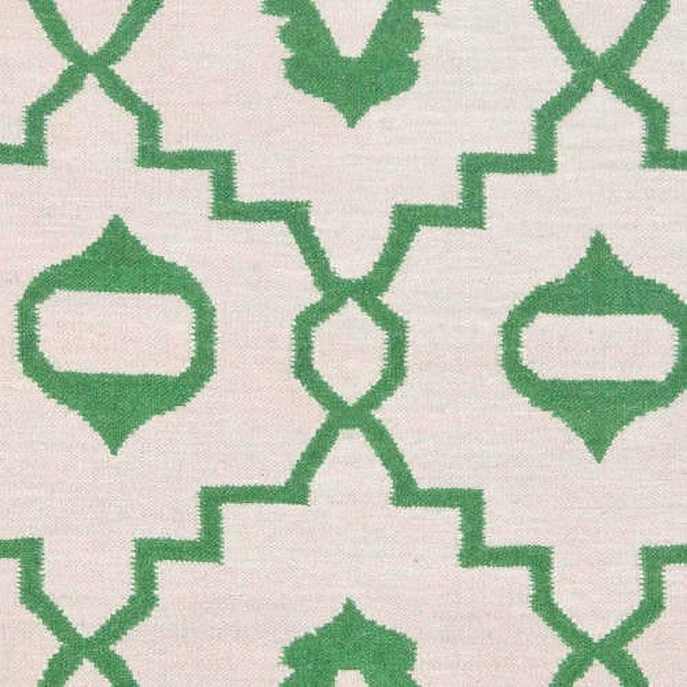 SAFAVIEH Dhurrie Guliana Geometric Moroccan Wool Area Rug, Ivory/Green, 9' x 12'