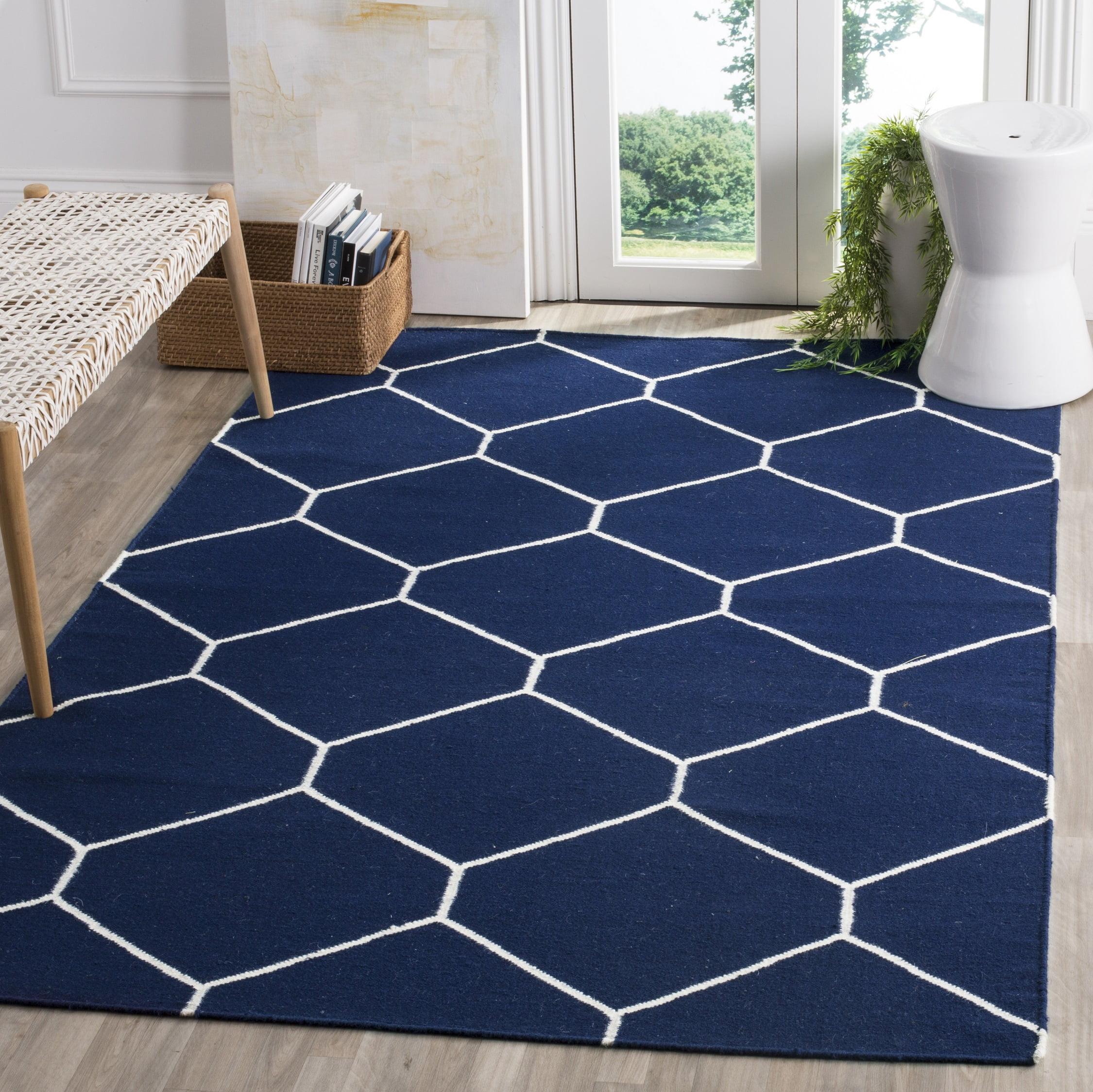 SAFAVIEH Dhurrie Solomon Geometric Moroccan Wool Area Rug, Navy/Ivory, 4' x 6'