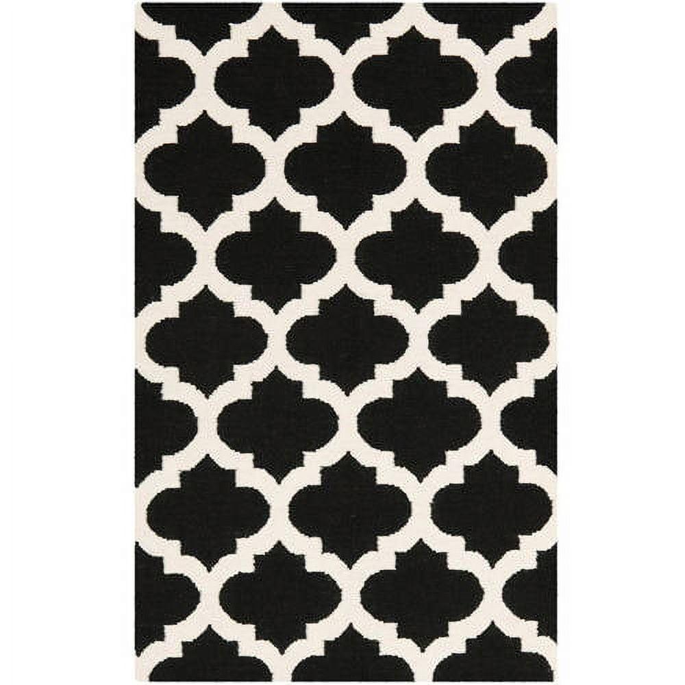 Dhurries DHU623 Hand Woven Flat Weave Area Rug Black / Ivory 4' X 6' - Safavieh.