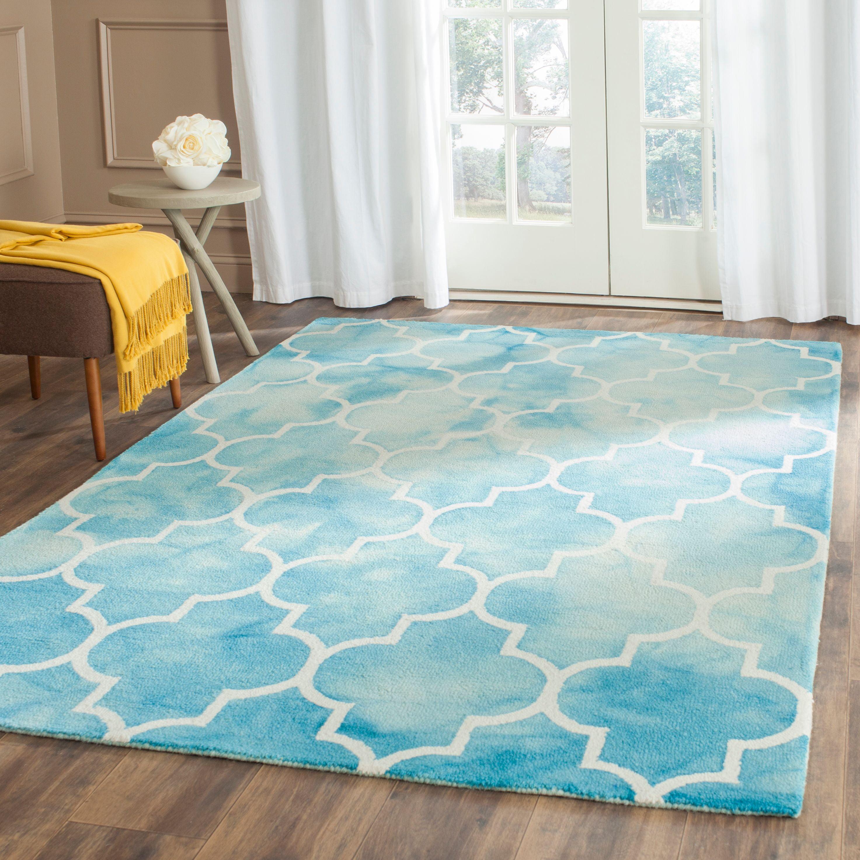 Ivory and Turquoise Hand-Tufted Wool 6' x 9' Area Rug