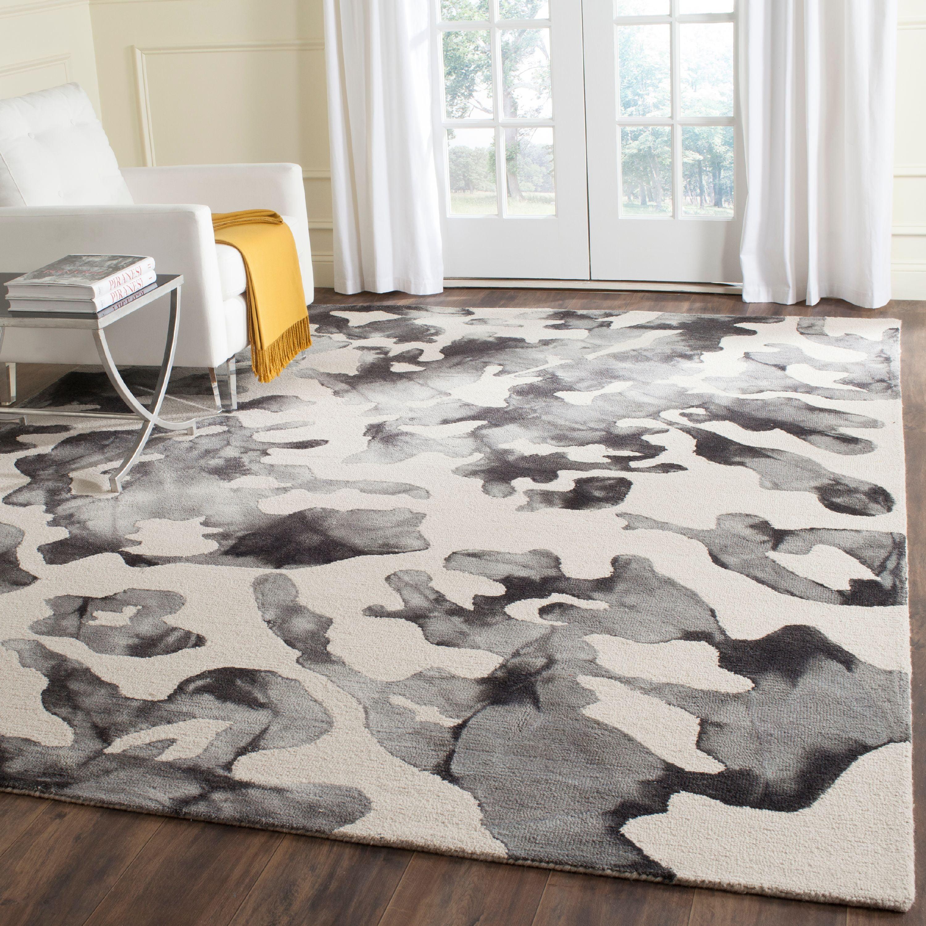 Dip Dye DDY517 Hand Tufted Area Rug  - Safavieh