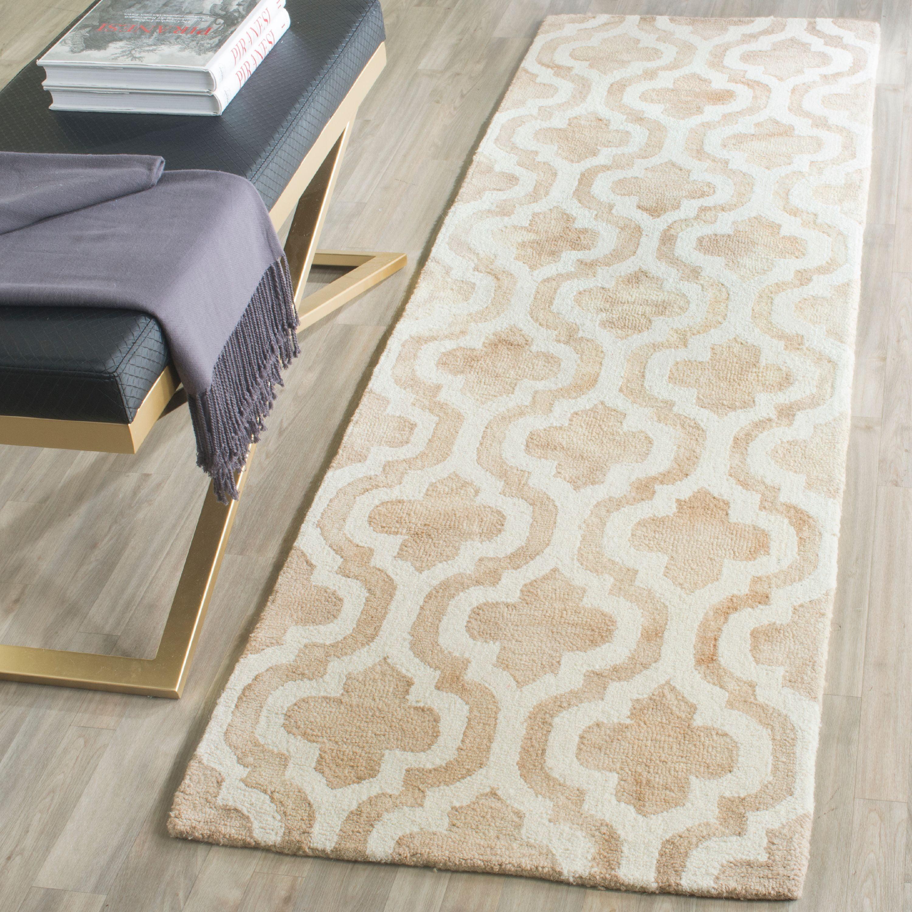 Dip Dye DDY537 Hand Tufted Indoor Runner - Beige/Ivory - 2'3"x6' - Safavieh