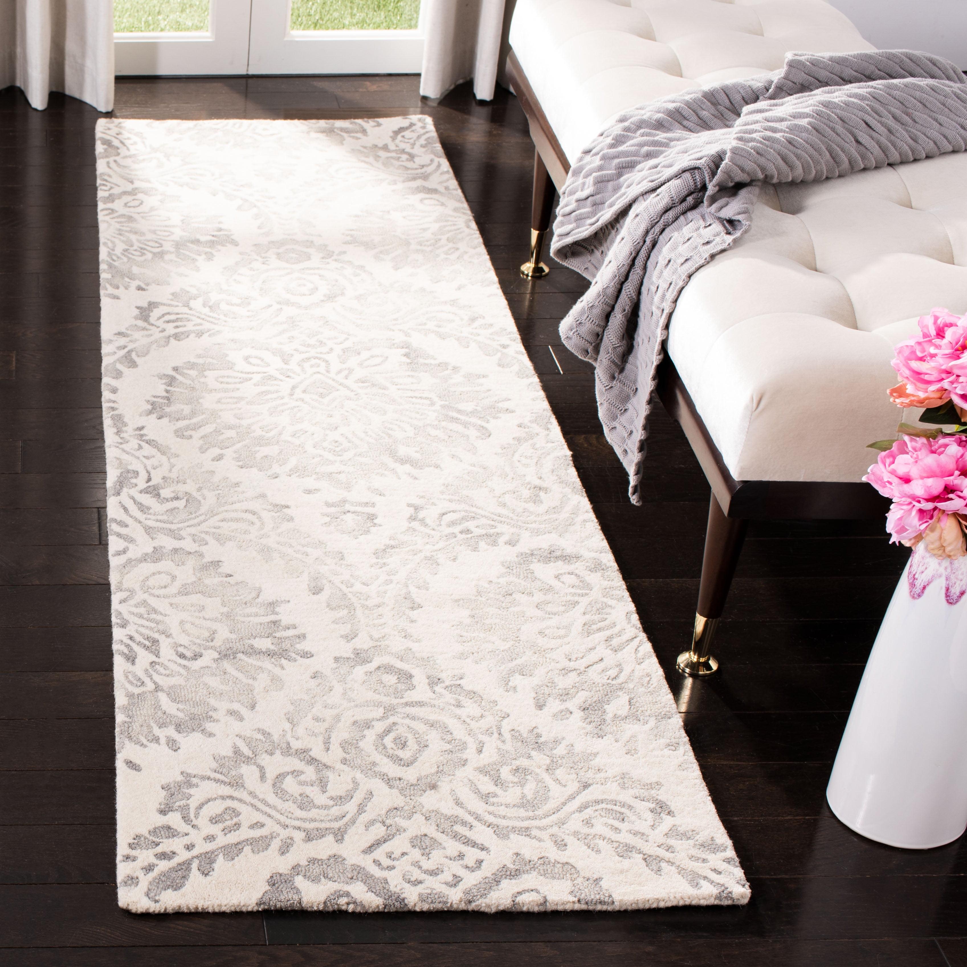 Dip Dye DDY210 Hand Tufted Runner Rug - Silver/Ivory - 2'3"x8' - Safavieh.