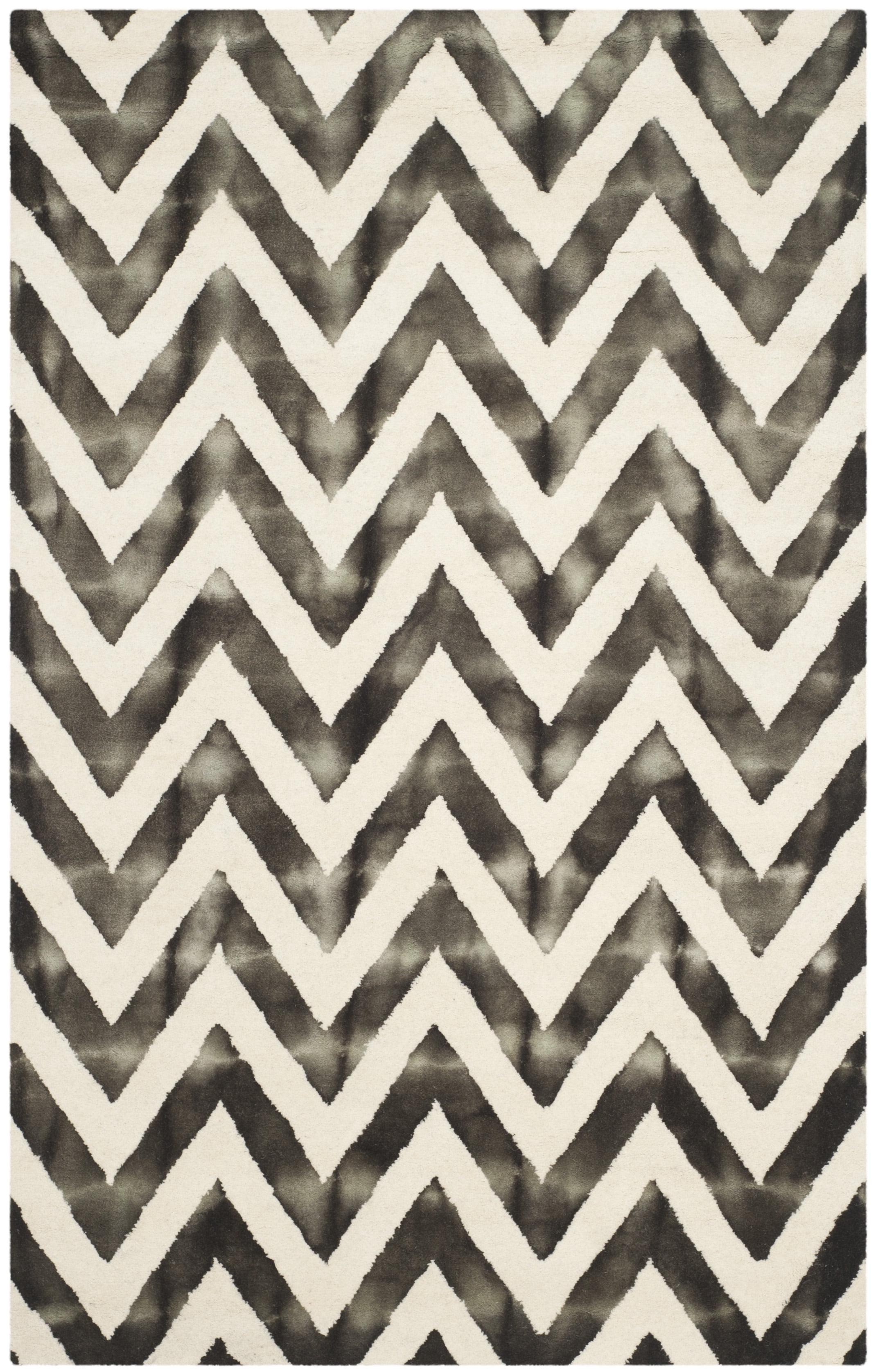 Dip Dye DDY715 Hand Tufted Area Rug - Ivory/Charcoal - 5'x8' - Safavieh.