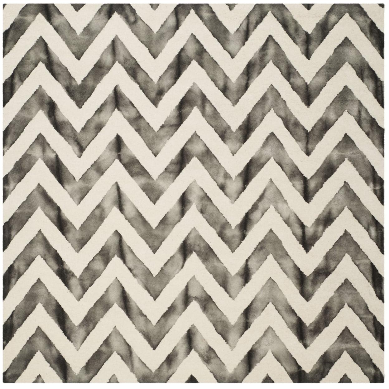 Dip Dye DDY715 Hand Tufted Area Rug  - Safavieh